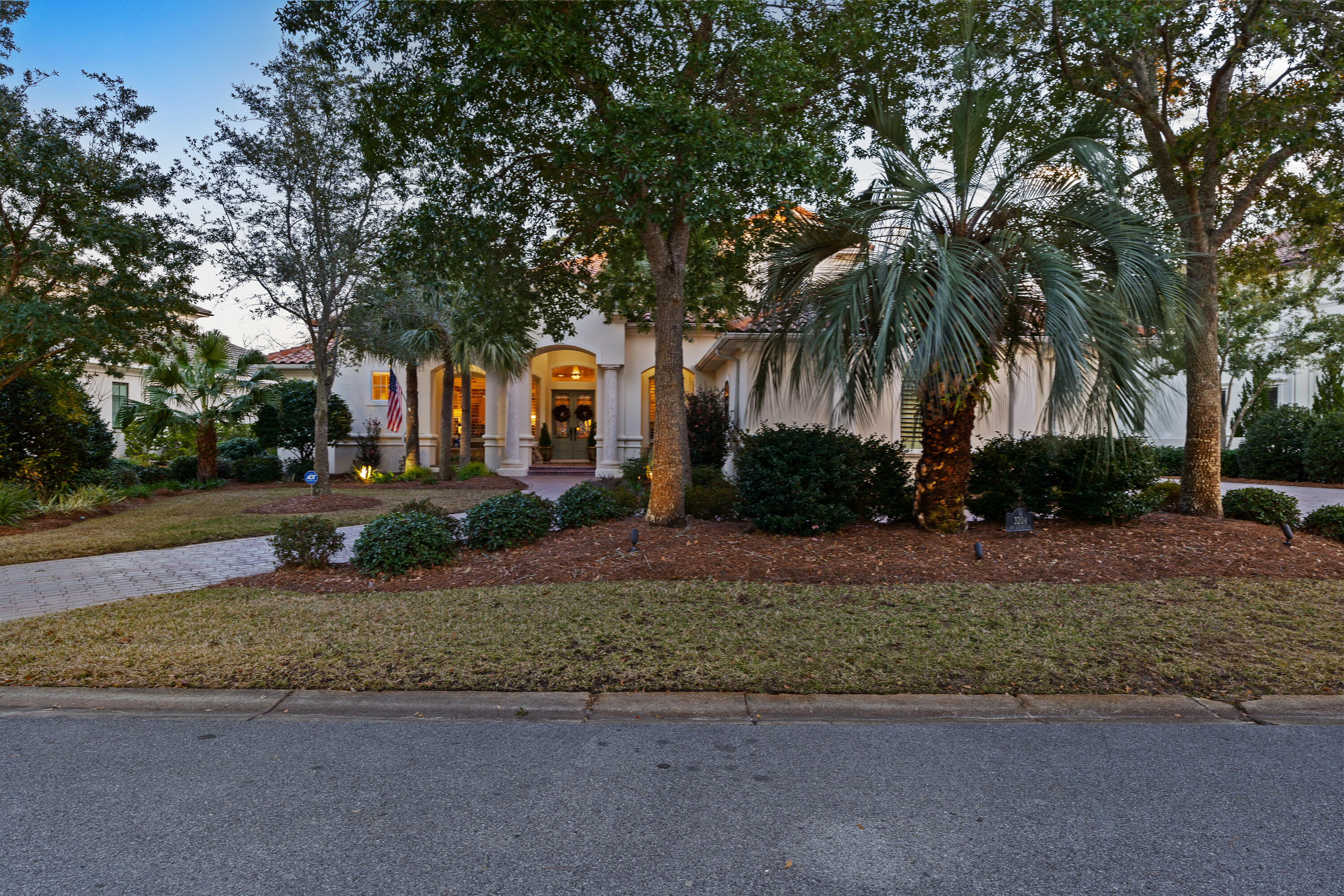 BURNT PINE - Residential