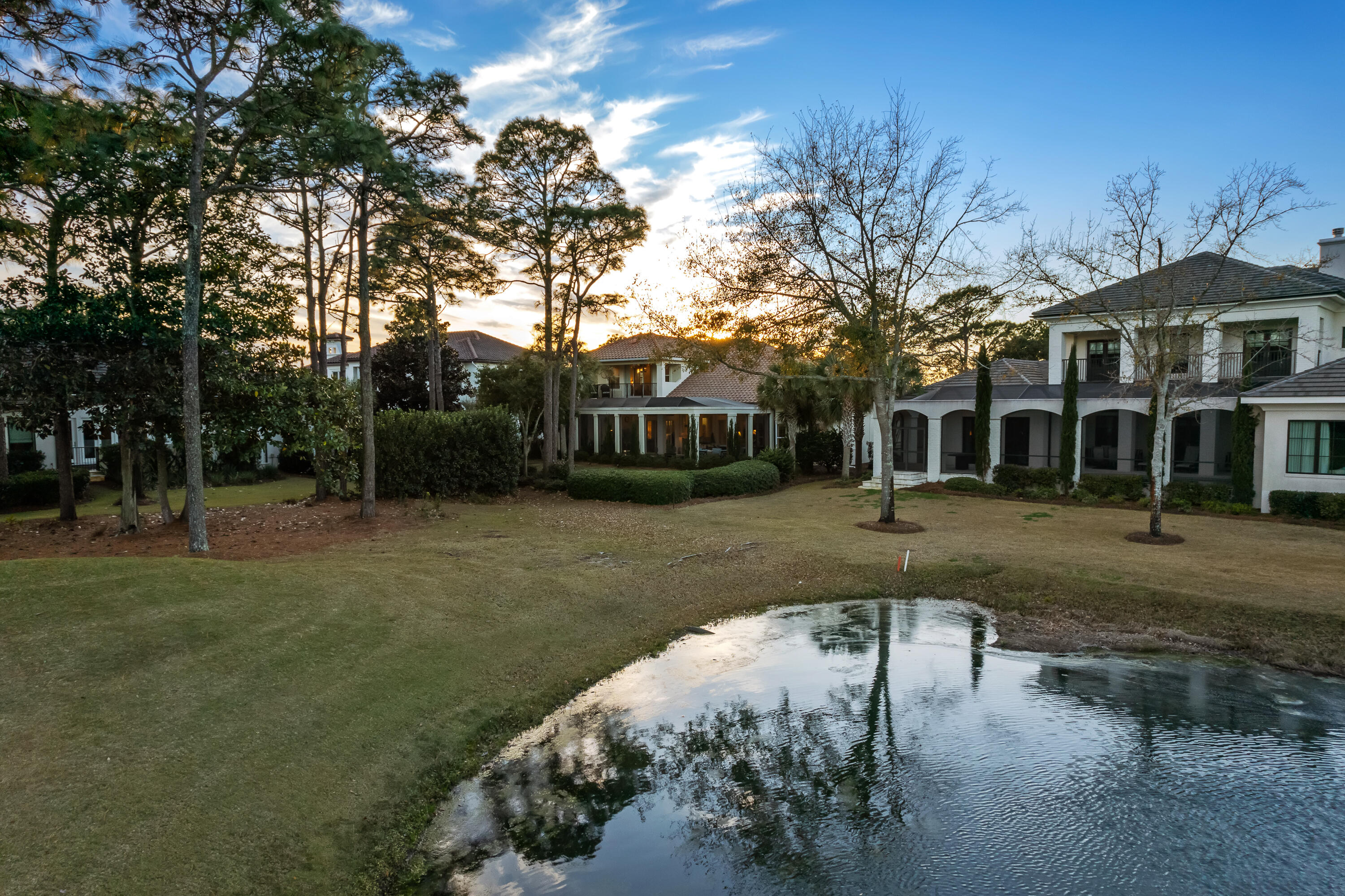 BURNT PINE - Residential