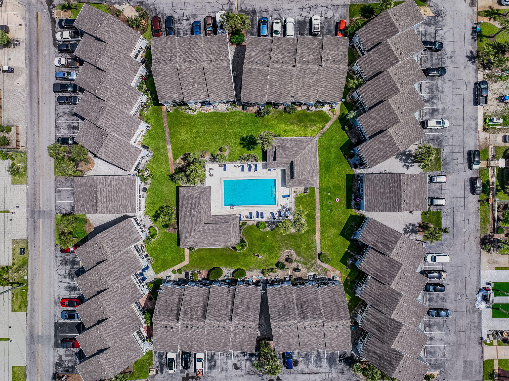 MISTY COVE T/H PH 1 - Residential