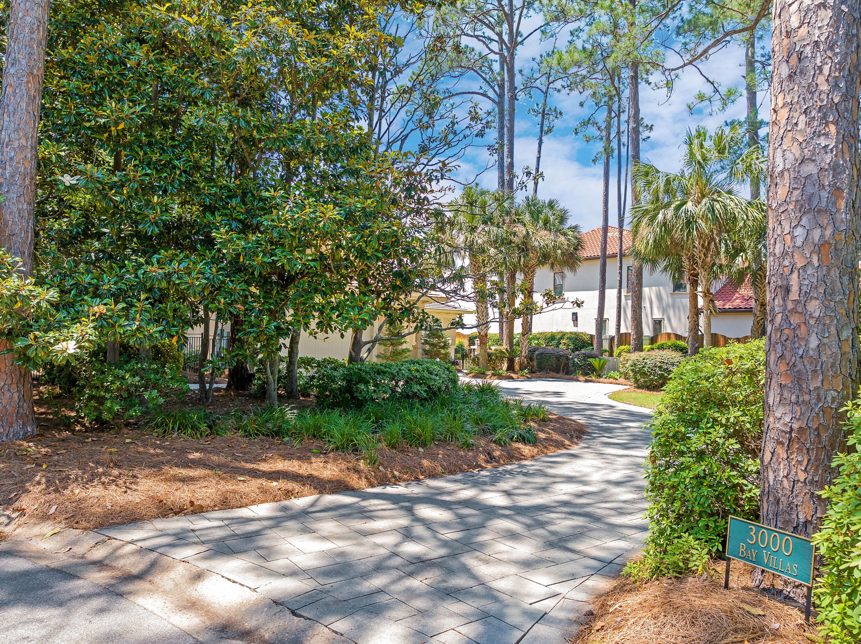 BURNT PINE - Residential