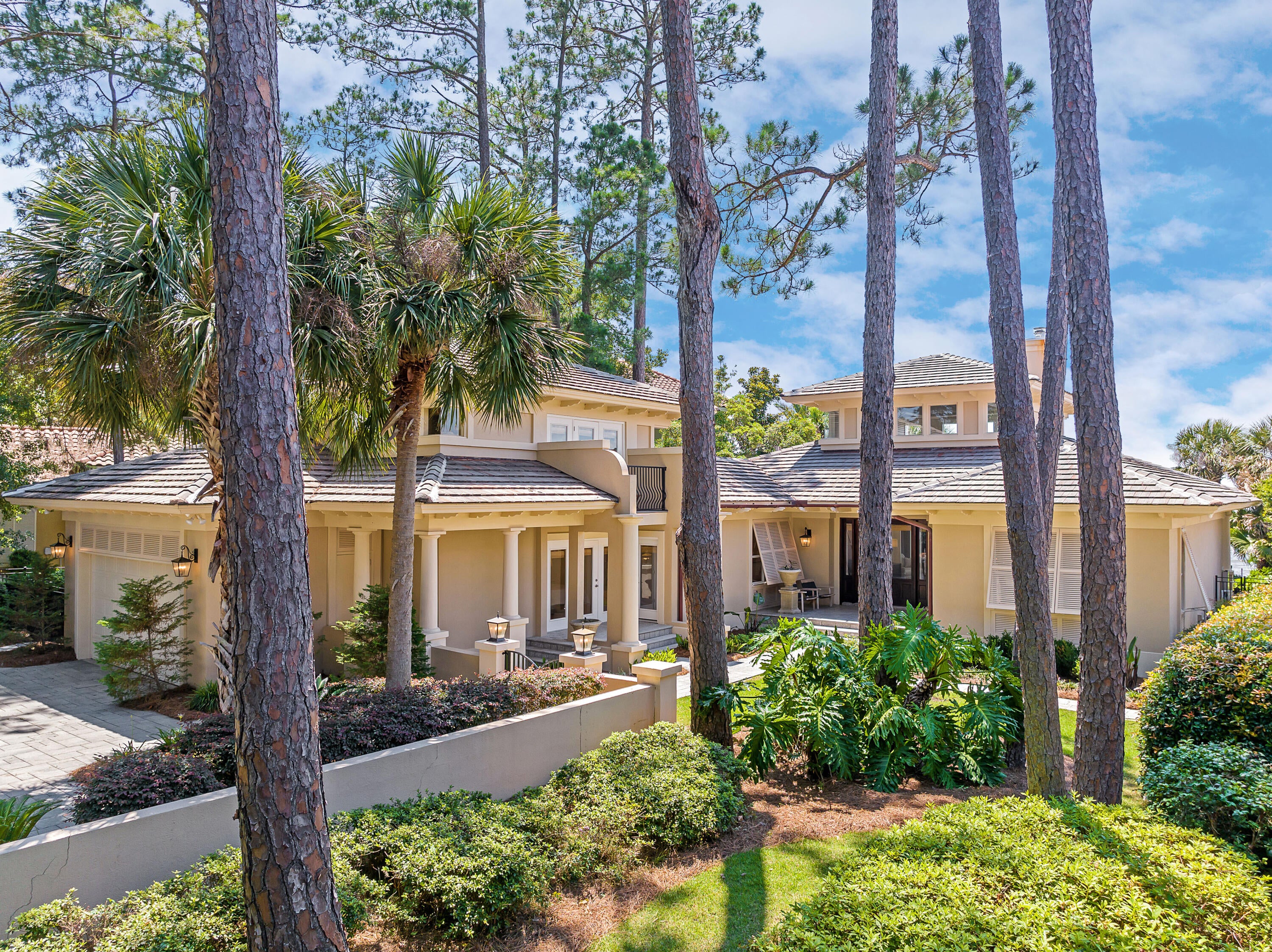 BURNT PINE - Residential