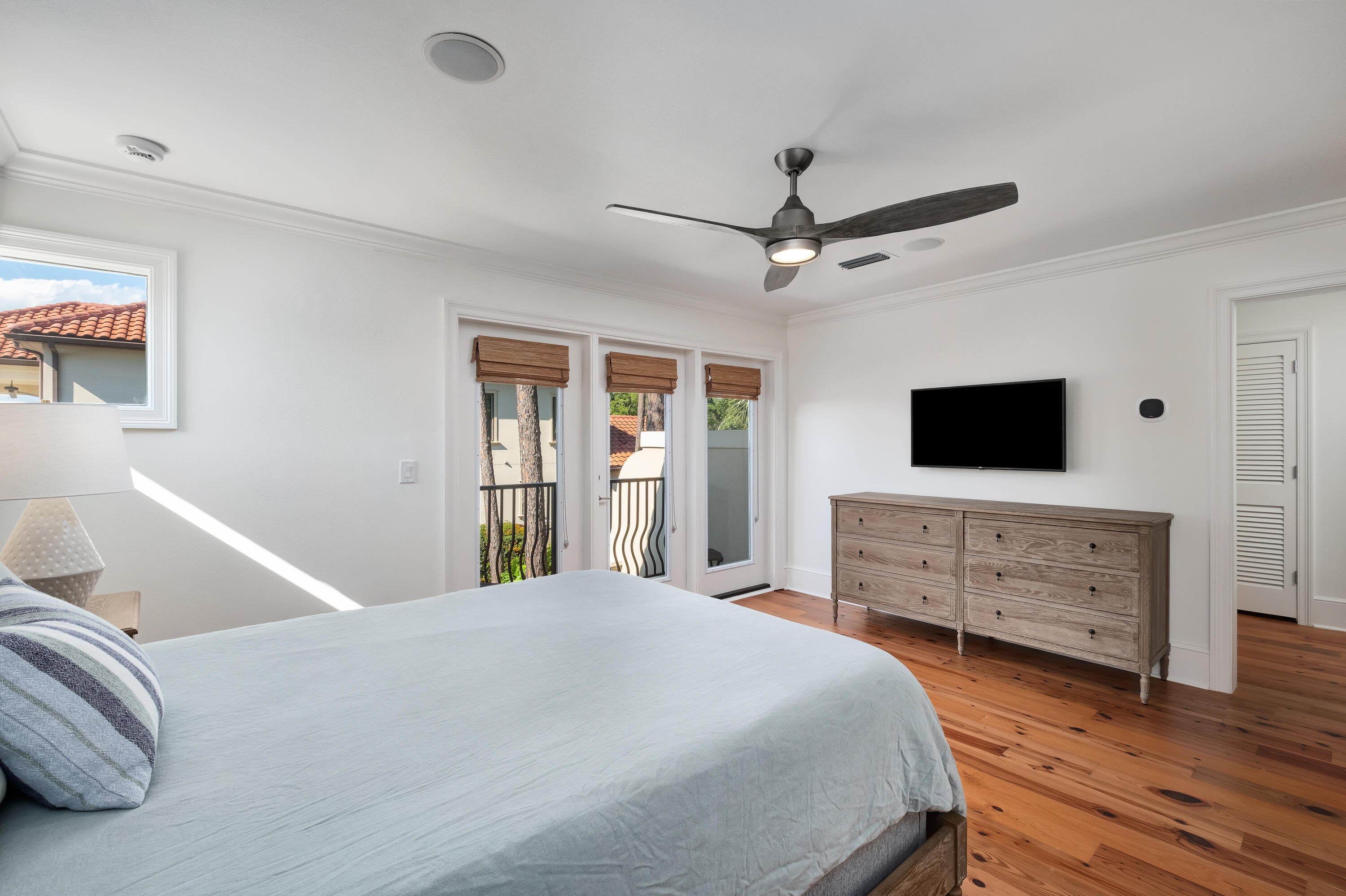 BURNT PINE - Residential