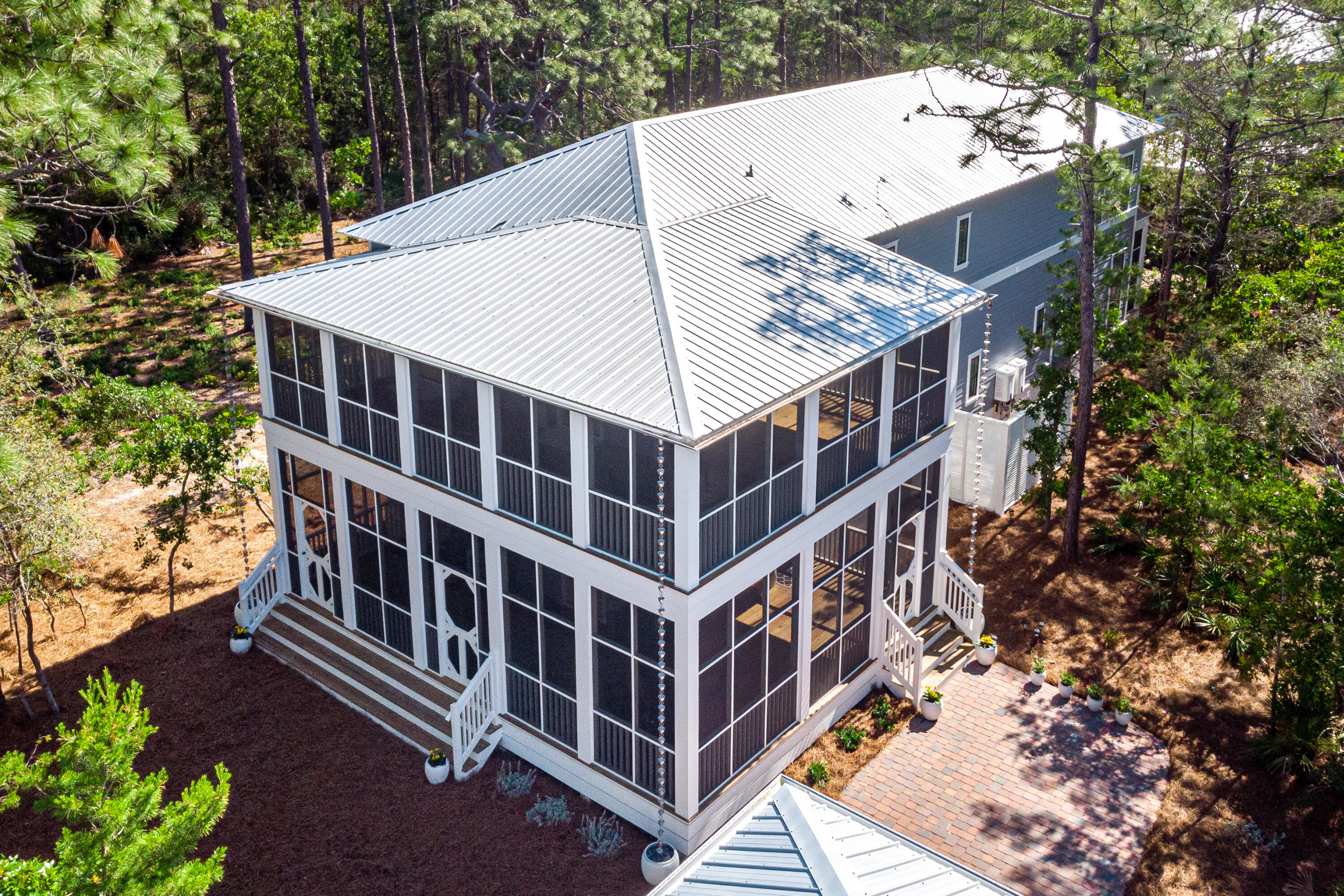 MAGNOLIA COTTAGES - Residential