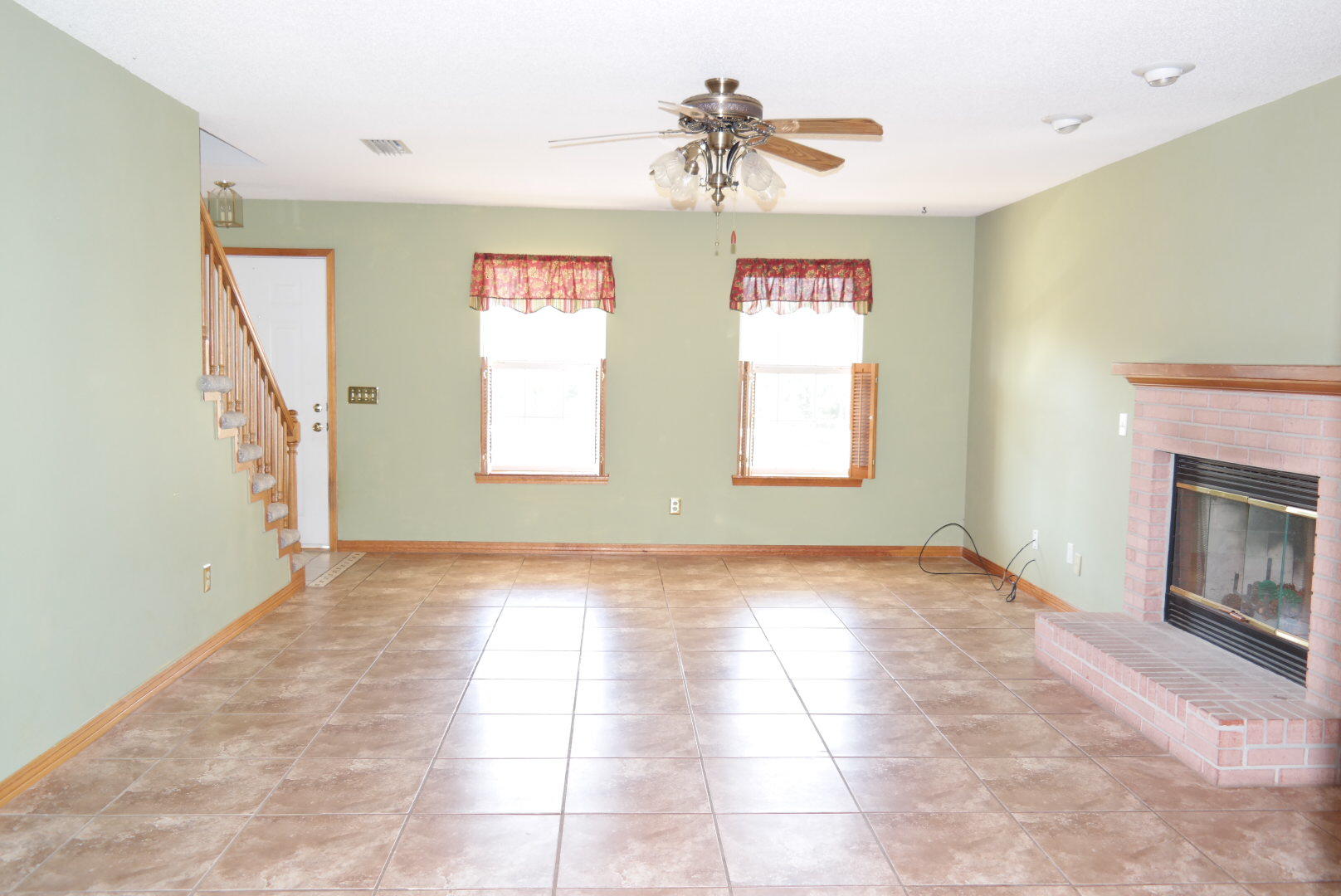 DEFUNIAK COUNTRY CLUB ESTATES - Residential