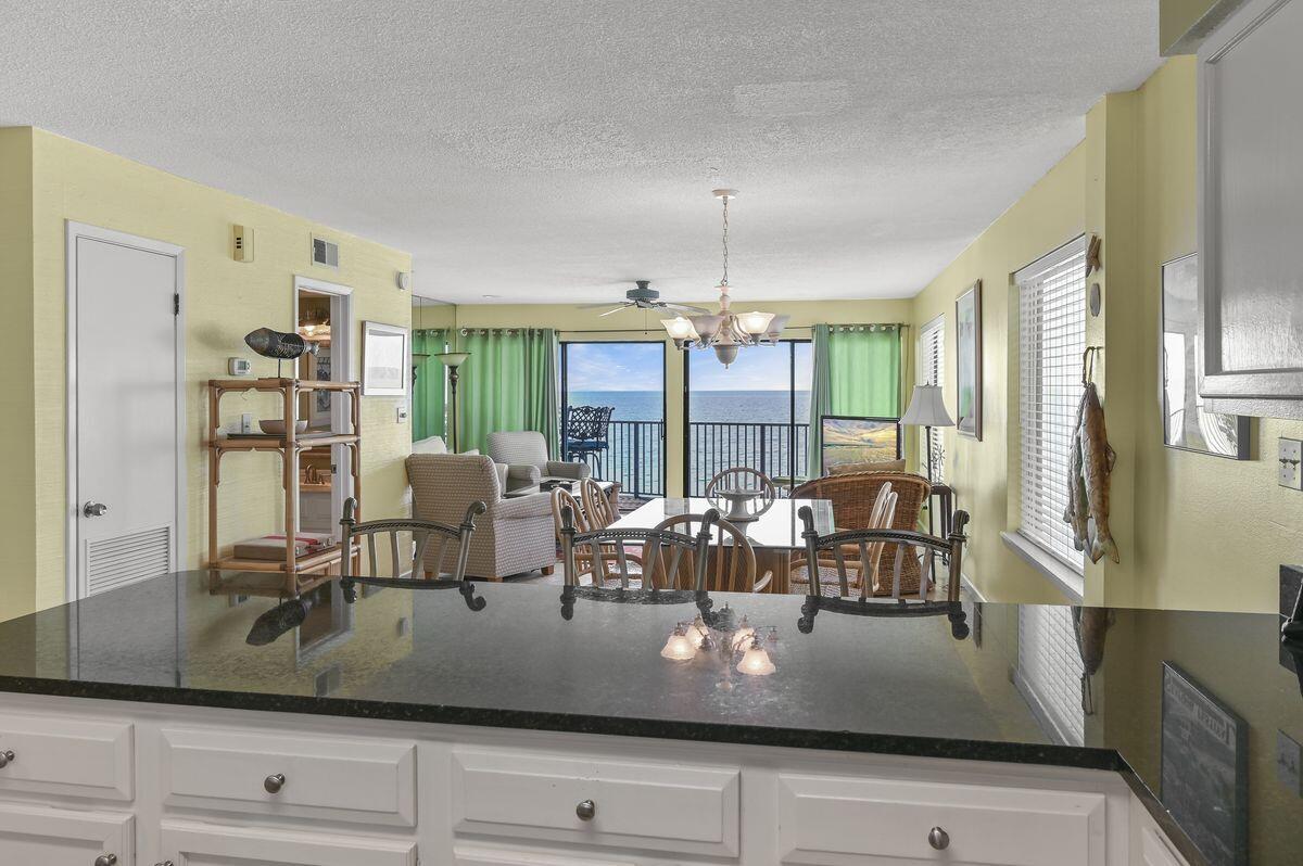 BLUE MOUNTAIN VILLAS - Residential
