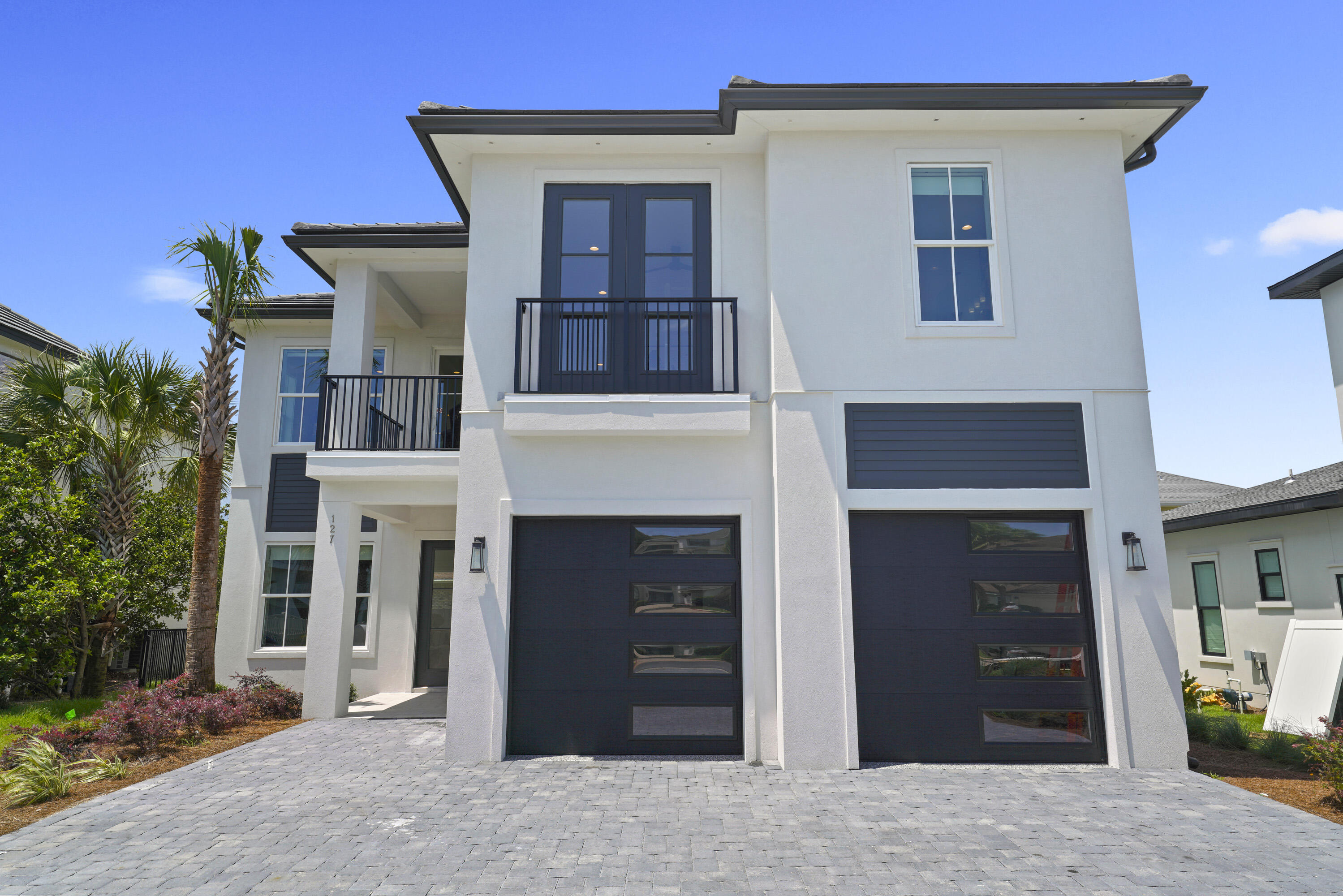 AVALON BEACH ESTATES - Residential