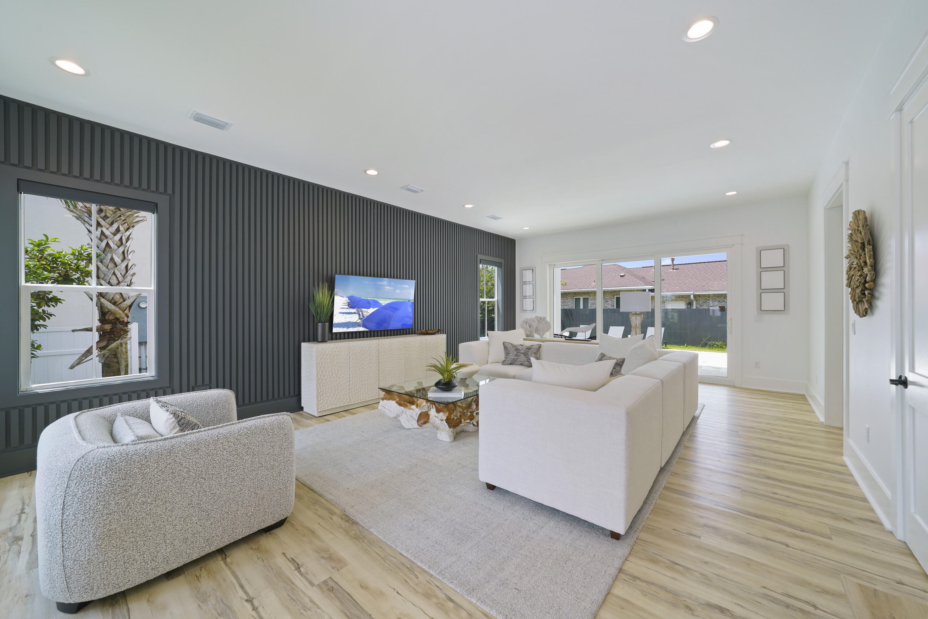 AVALON BEACH ESTATES - Residential