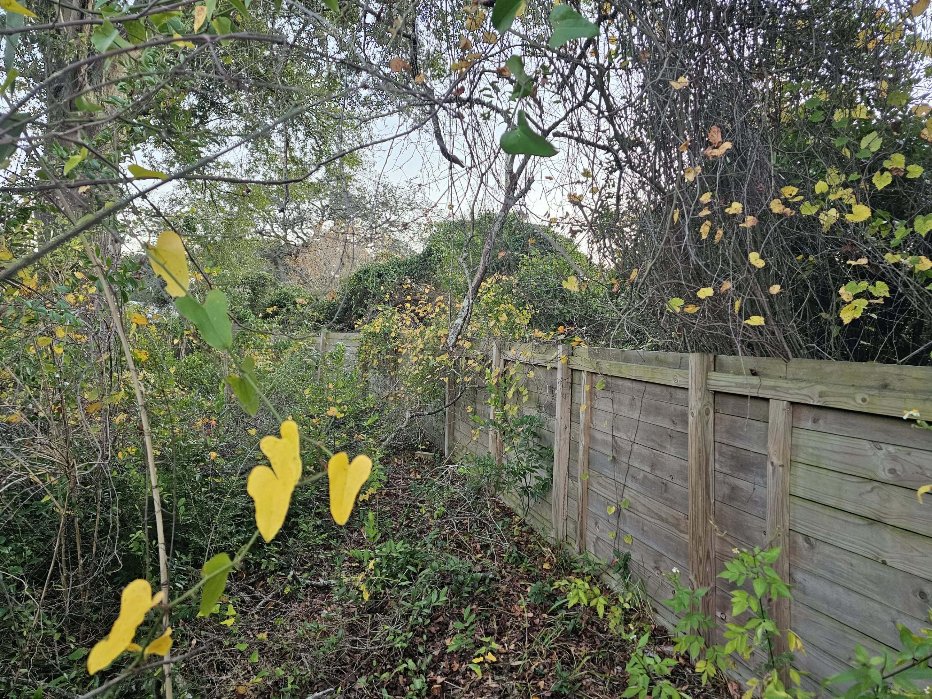 KELL-AIRE GARDENS 1ST ADD - Land