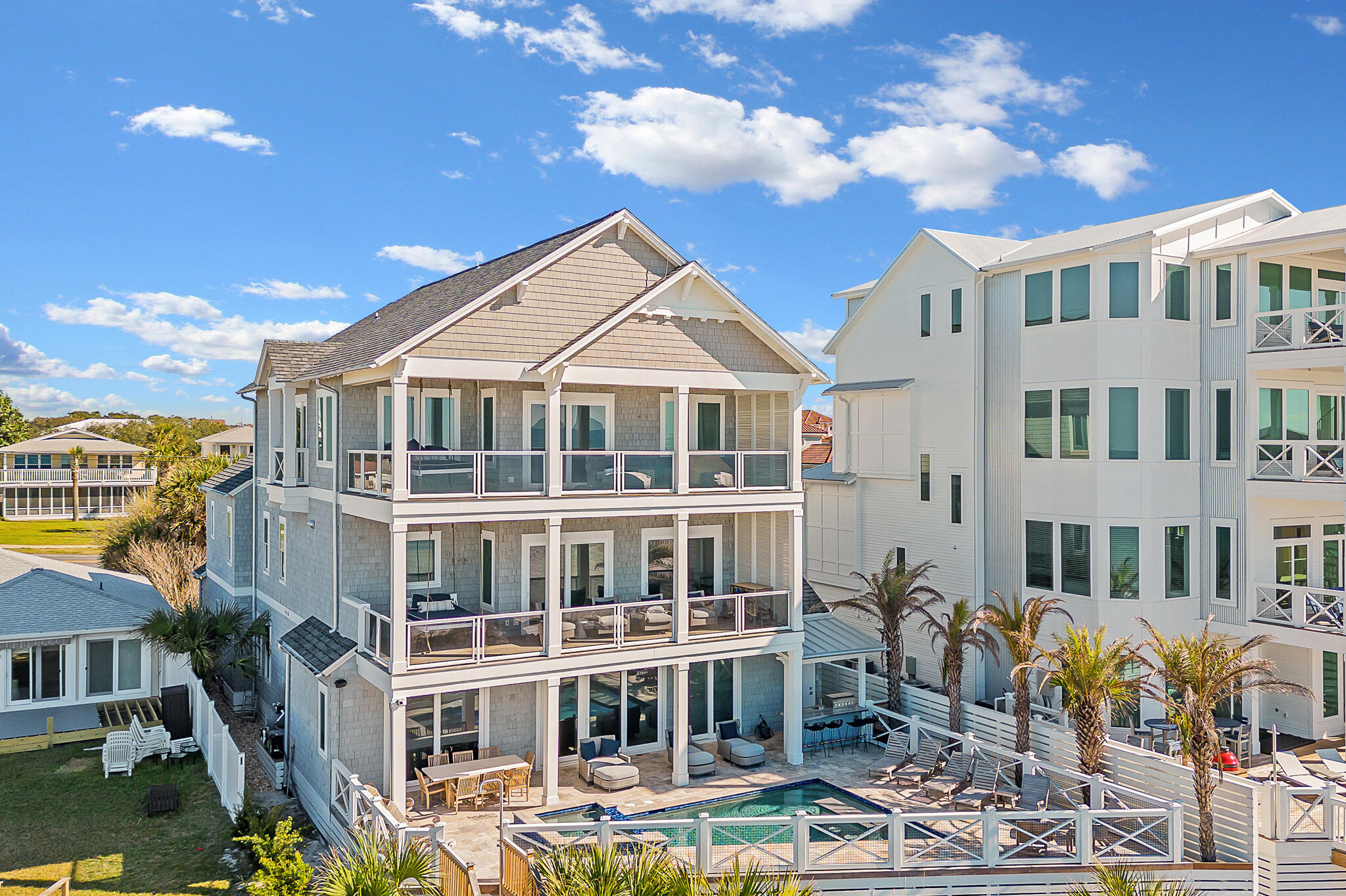 HOLLYWOOD BEACH - Residential