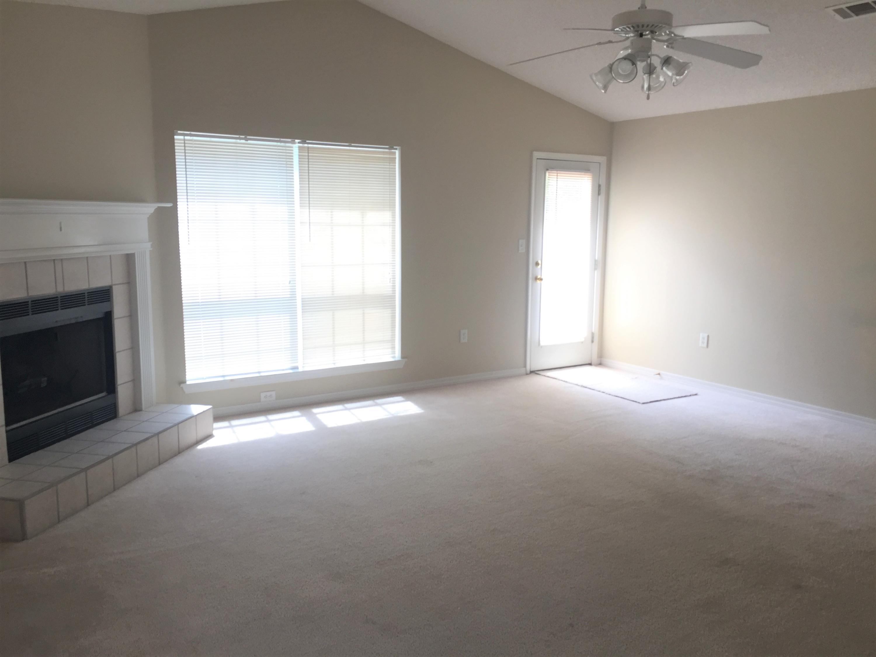 VICTORIAN VILLAGE - Residential Lease