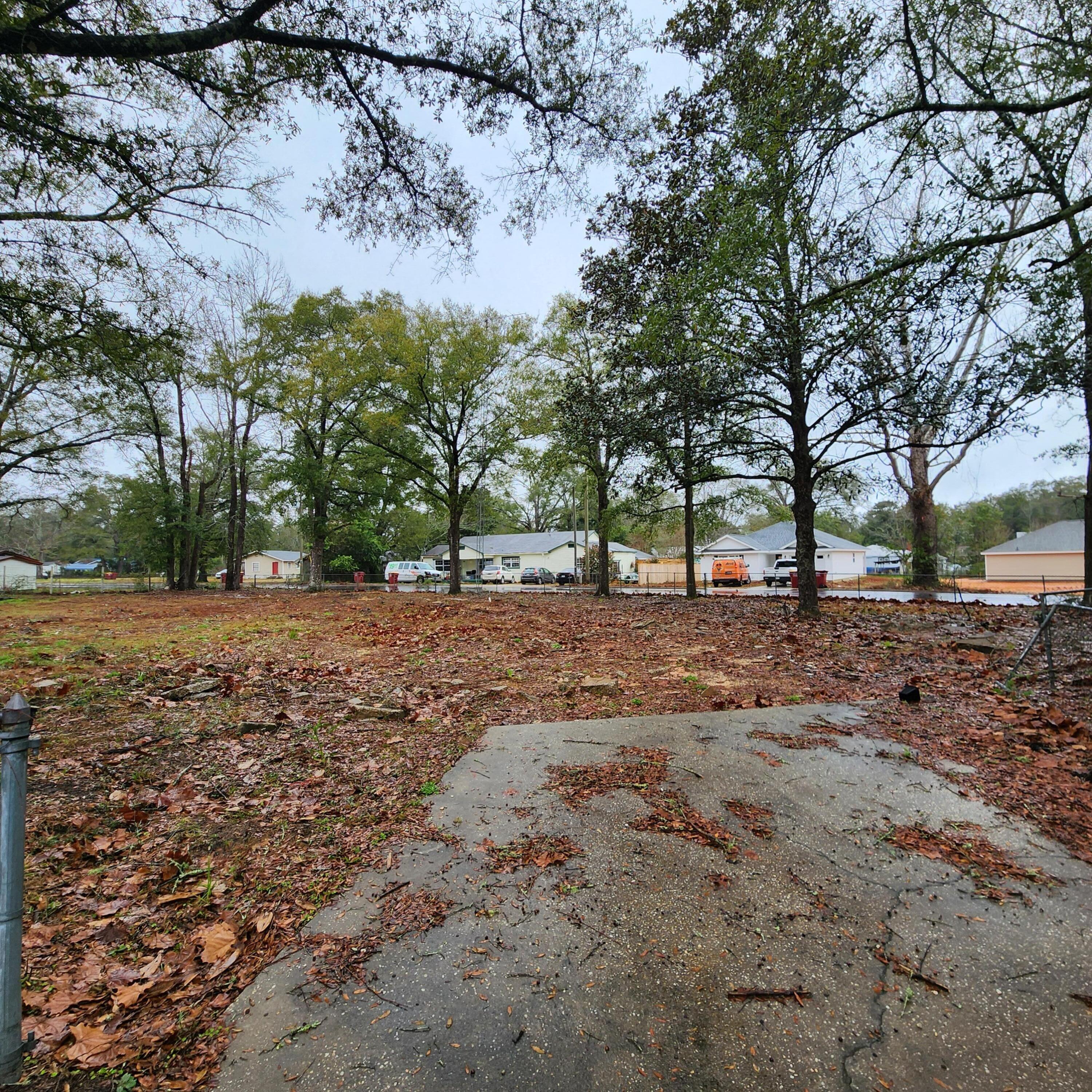 CRESTVIEW LOT 5 BLK 94 - Land