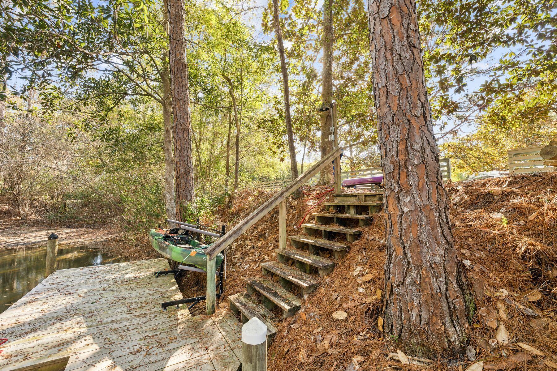 HEWETT BAYOU - Residential