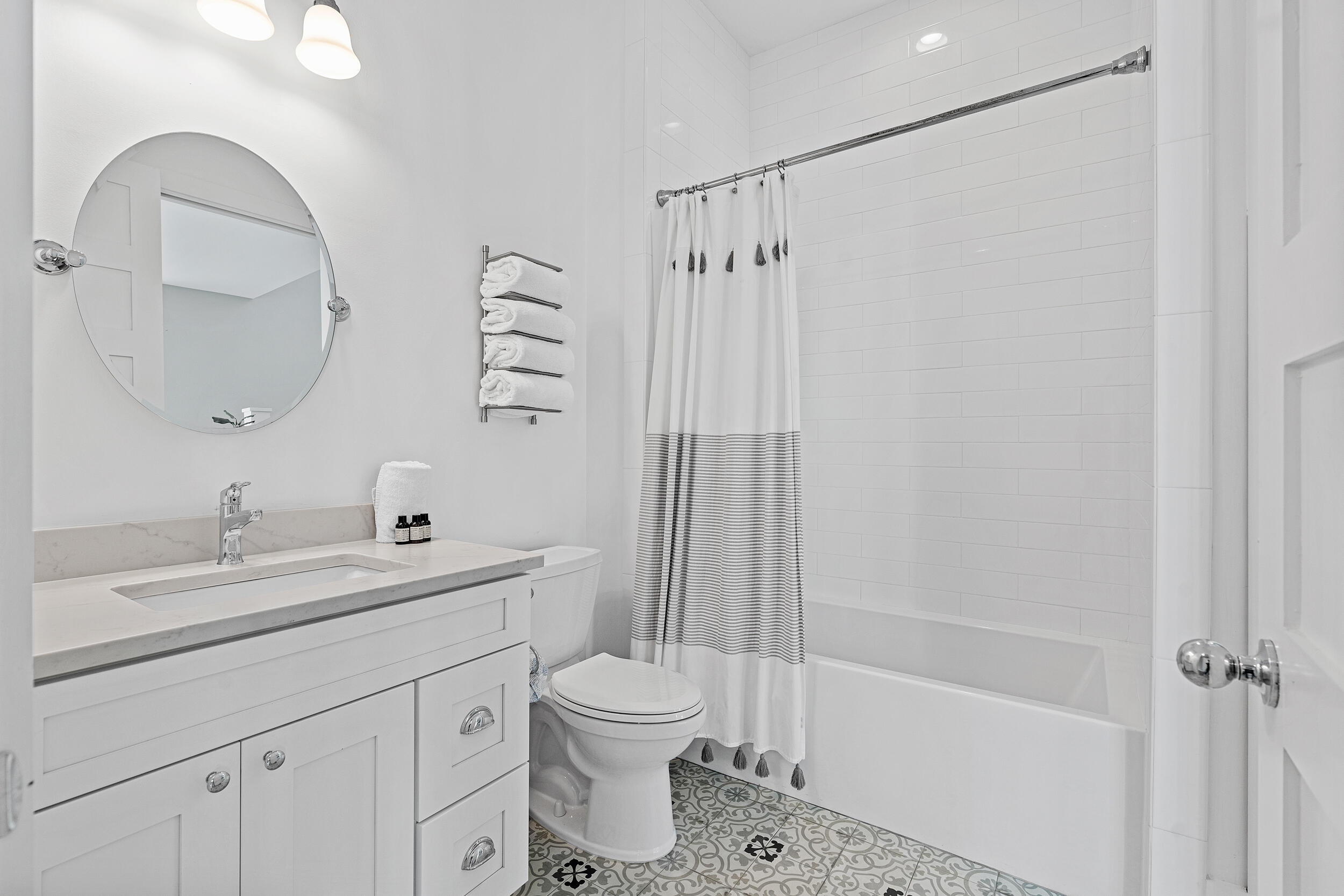 POMPANO PLACE - Residential