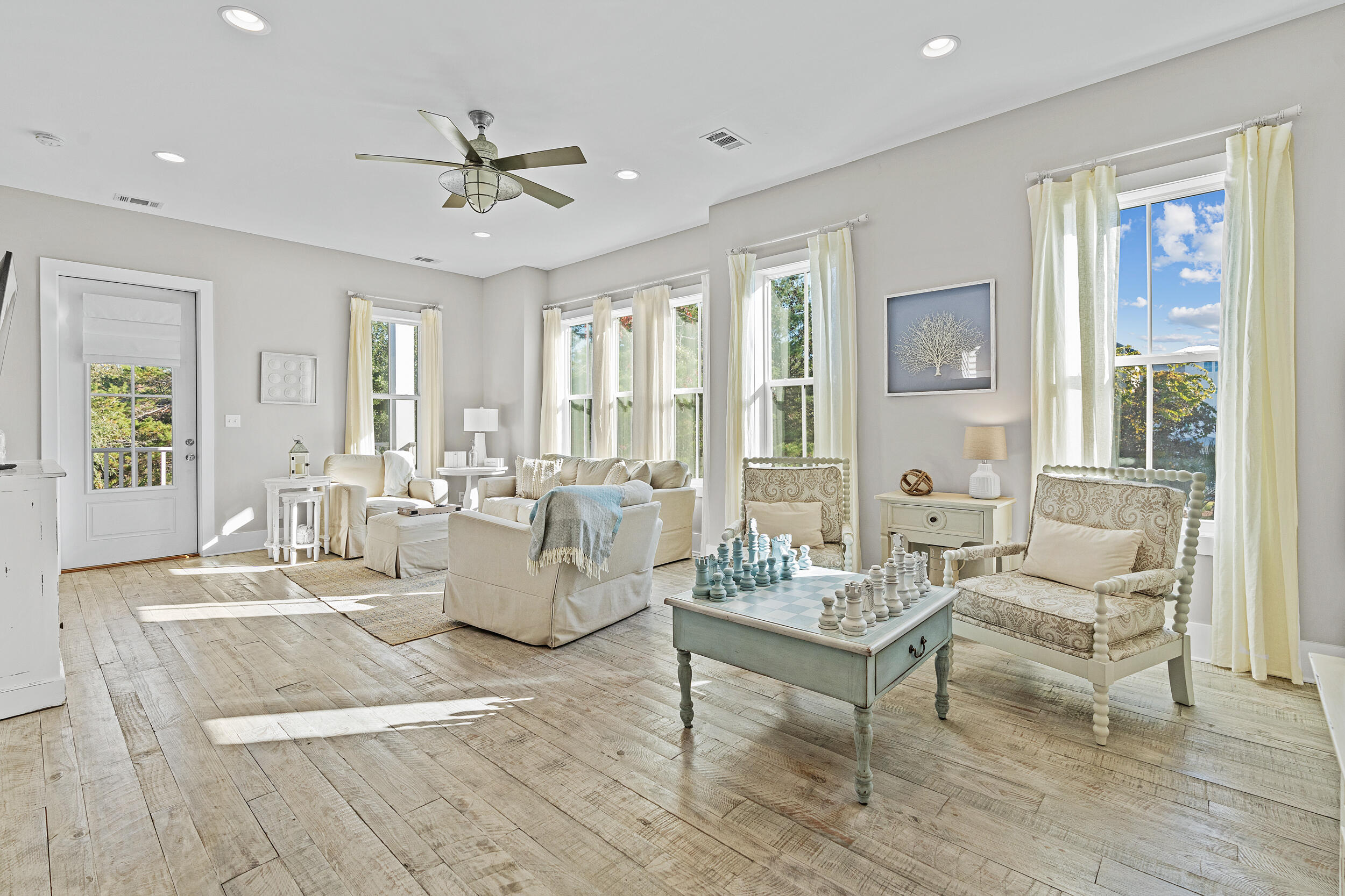 POMPANO PLACE - Residential