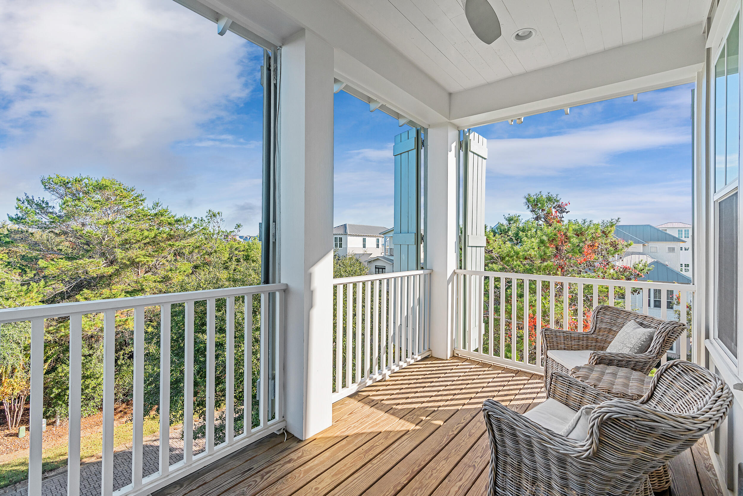 POMPANO PLACE - Residential