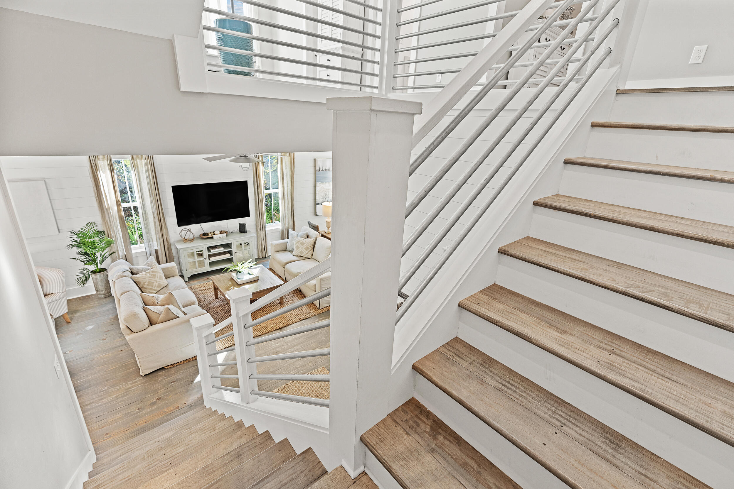 POMPANO PLACE - Residential