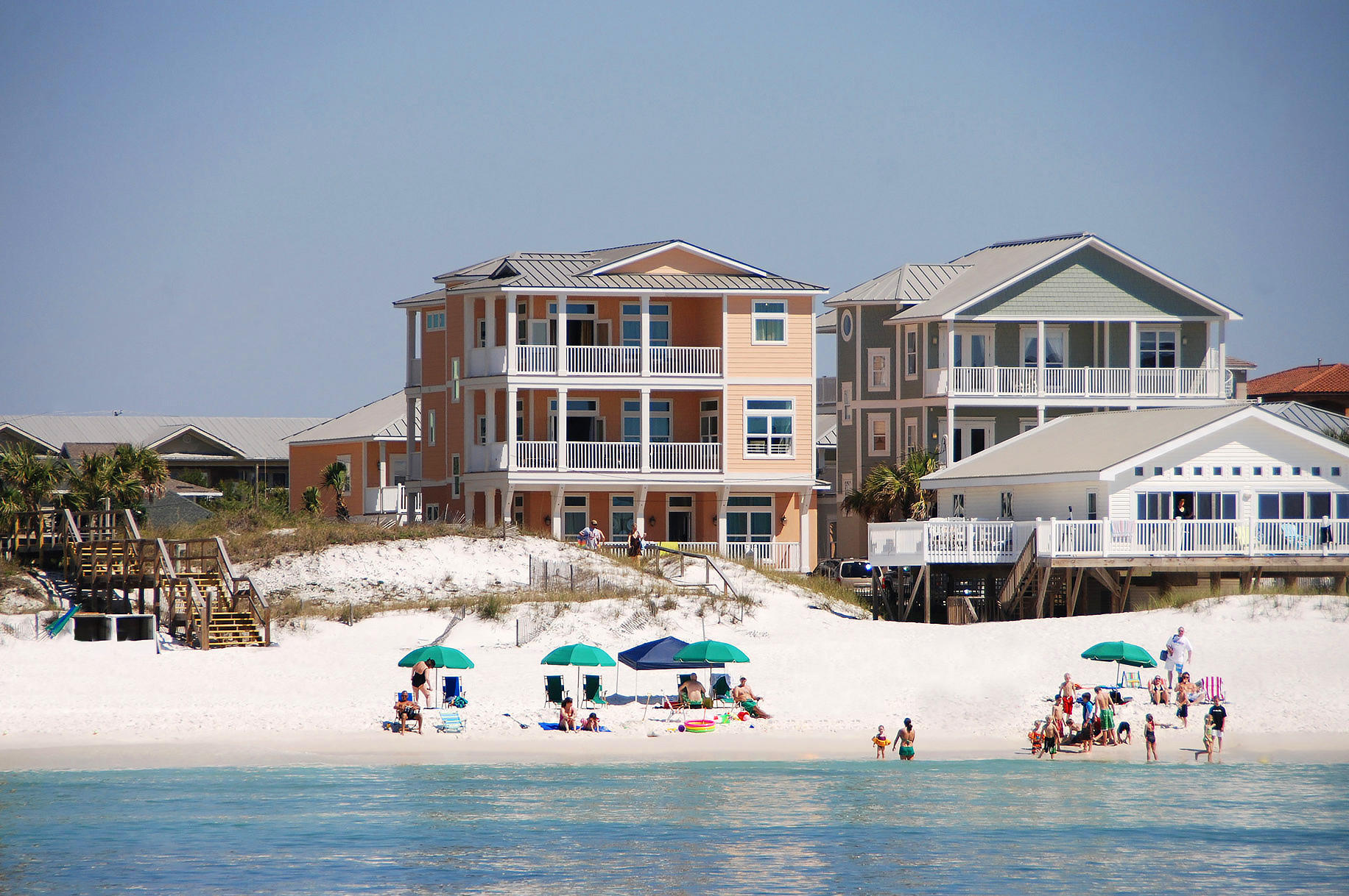 SNOW DRIFT BEACH - Residential