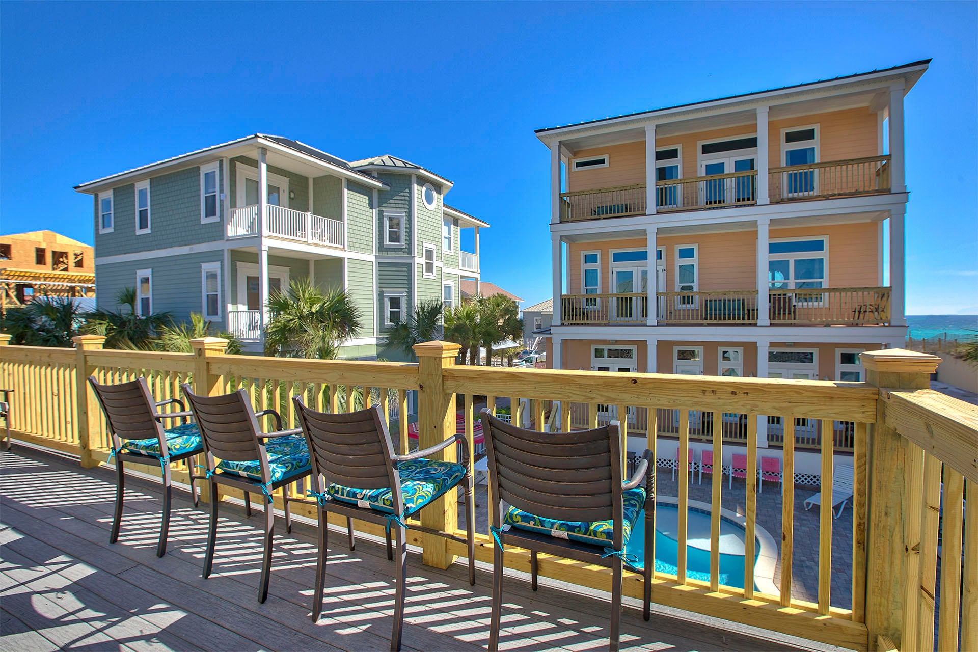 SNOW DRIFT BEACH - Residential