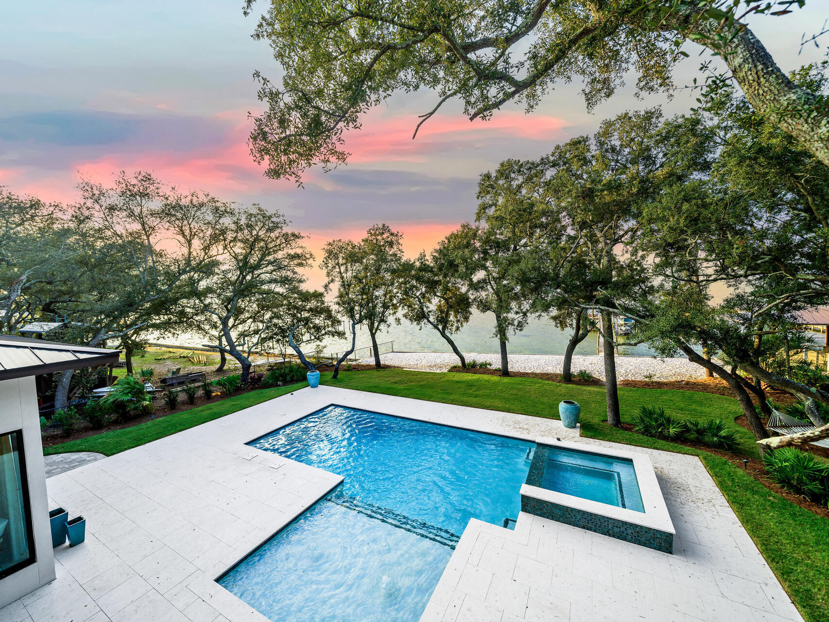 Destin Calhoun - Residential