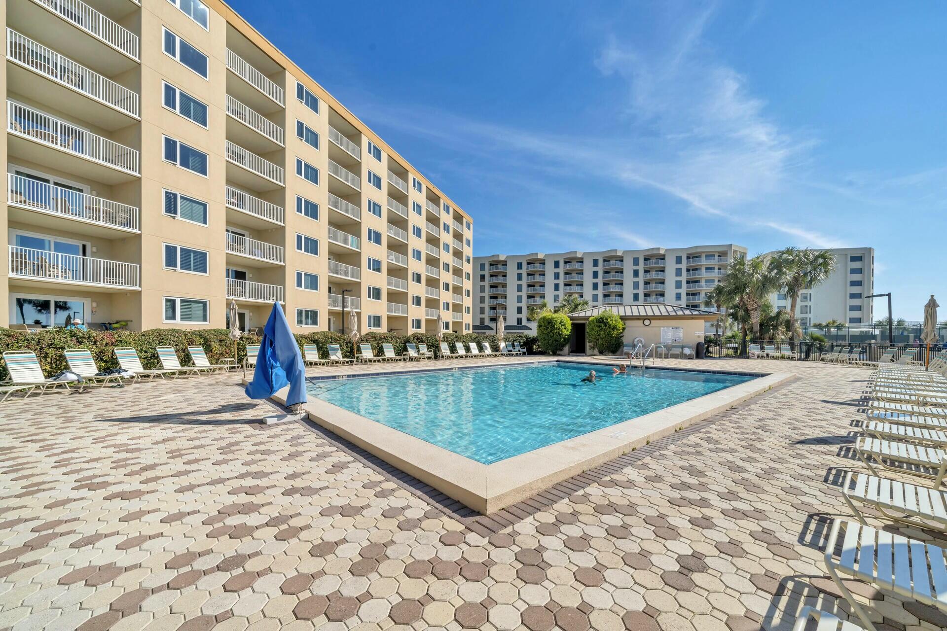 Islander unit 715 - Residential