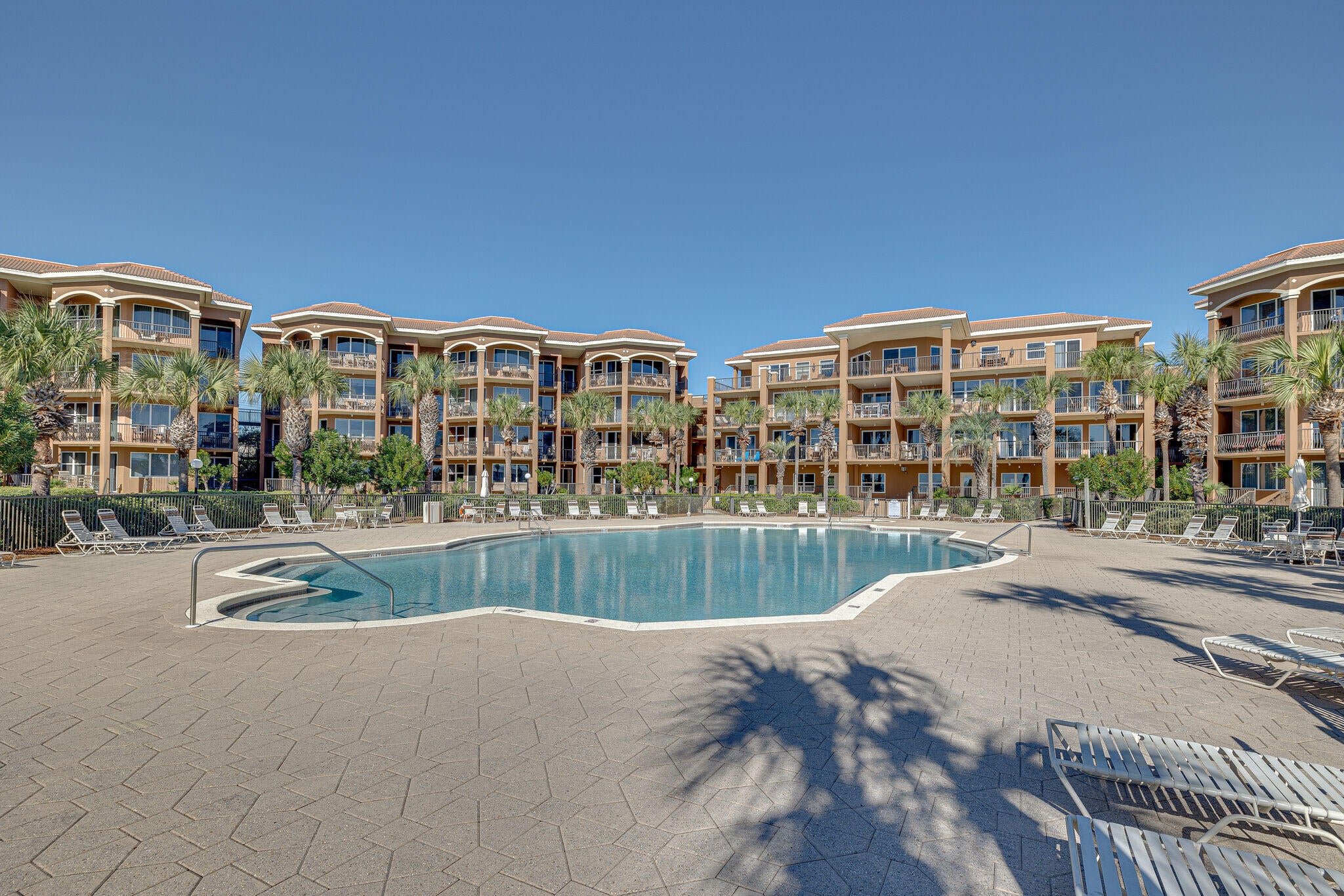 MEDITERRANEA - Residential