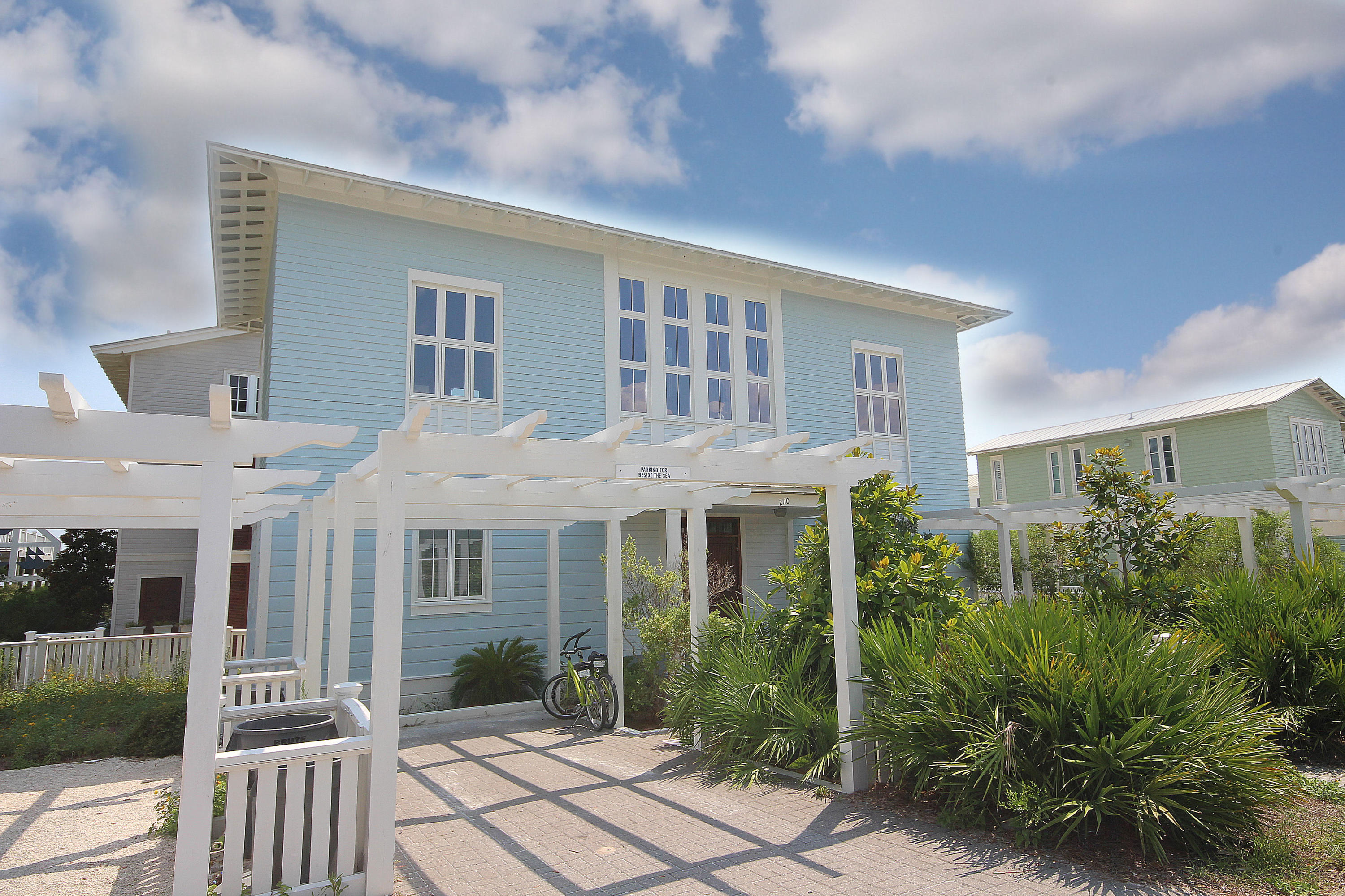 SEASIDE 11 - Residential