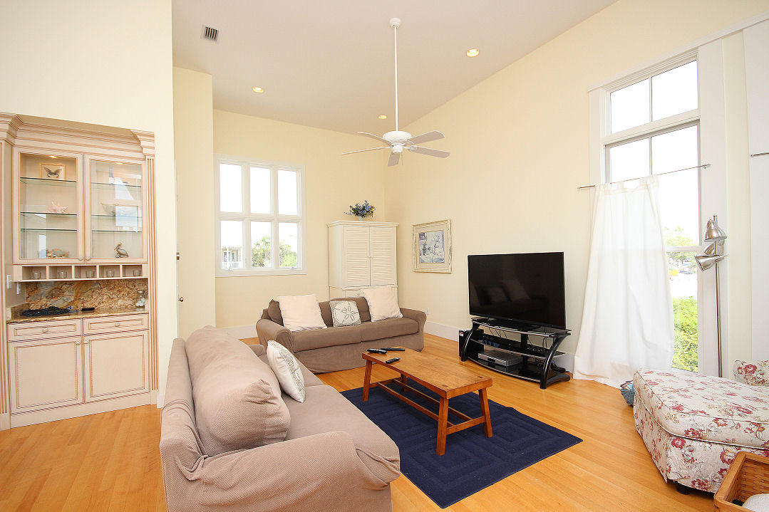 SEASIDE 11 - Residential