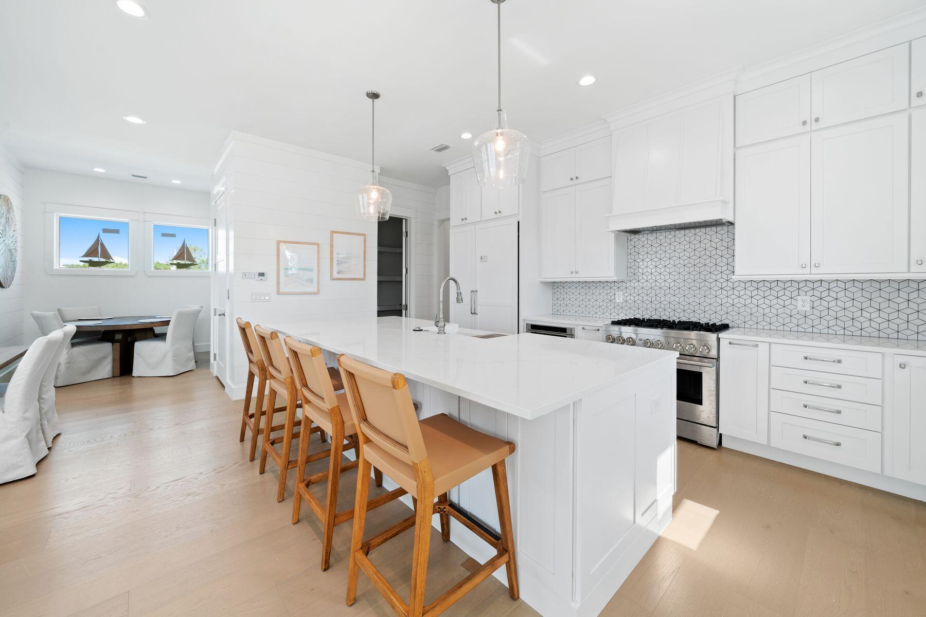 Woodward Dr - Residential