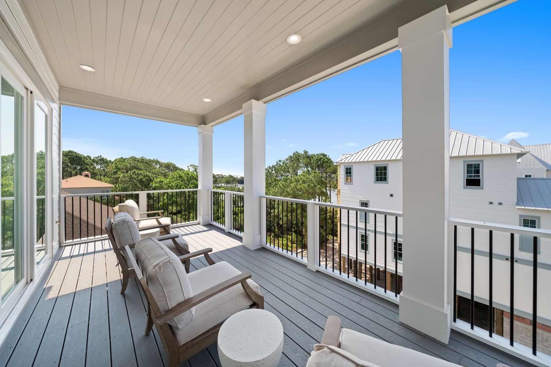 Woodward Dr - Residential