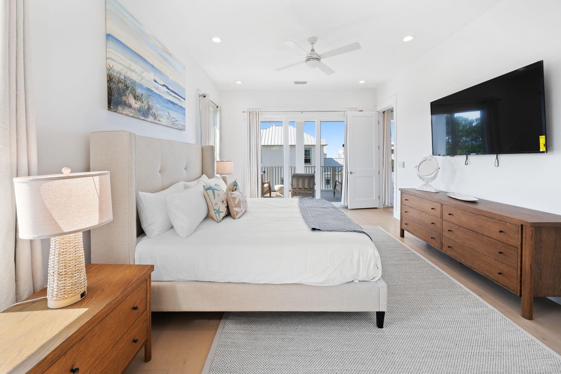 Woodward Dr - Residential