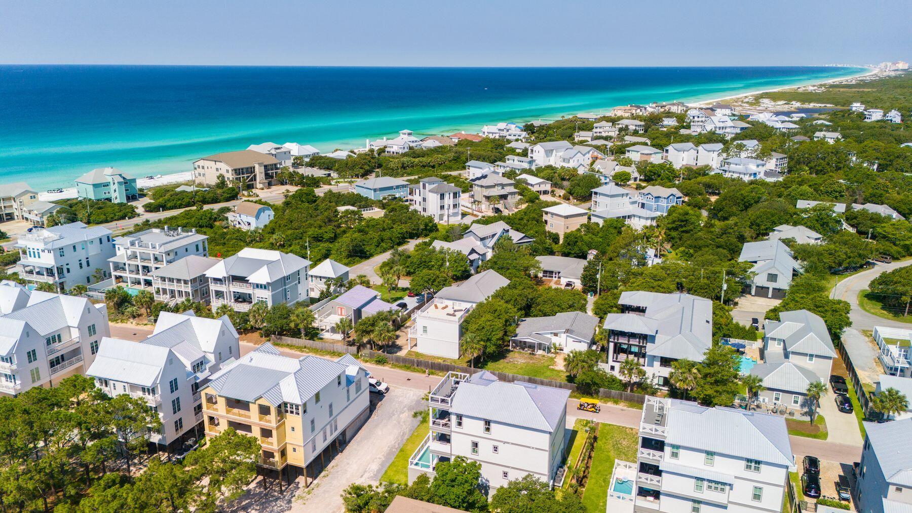 Woodward Dr - Residential