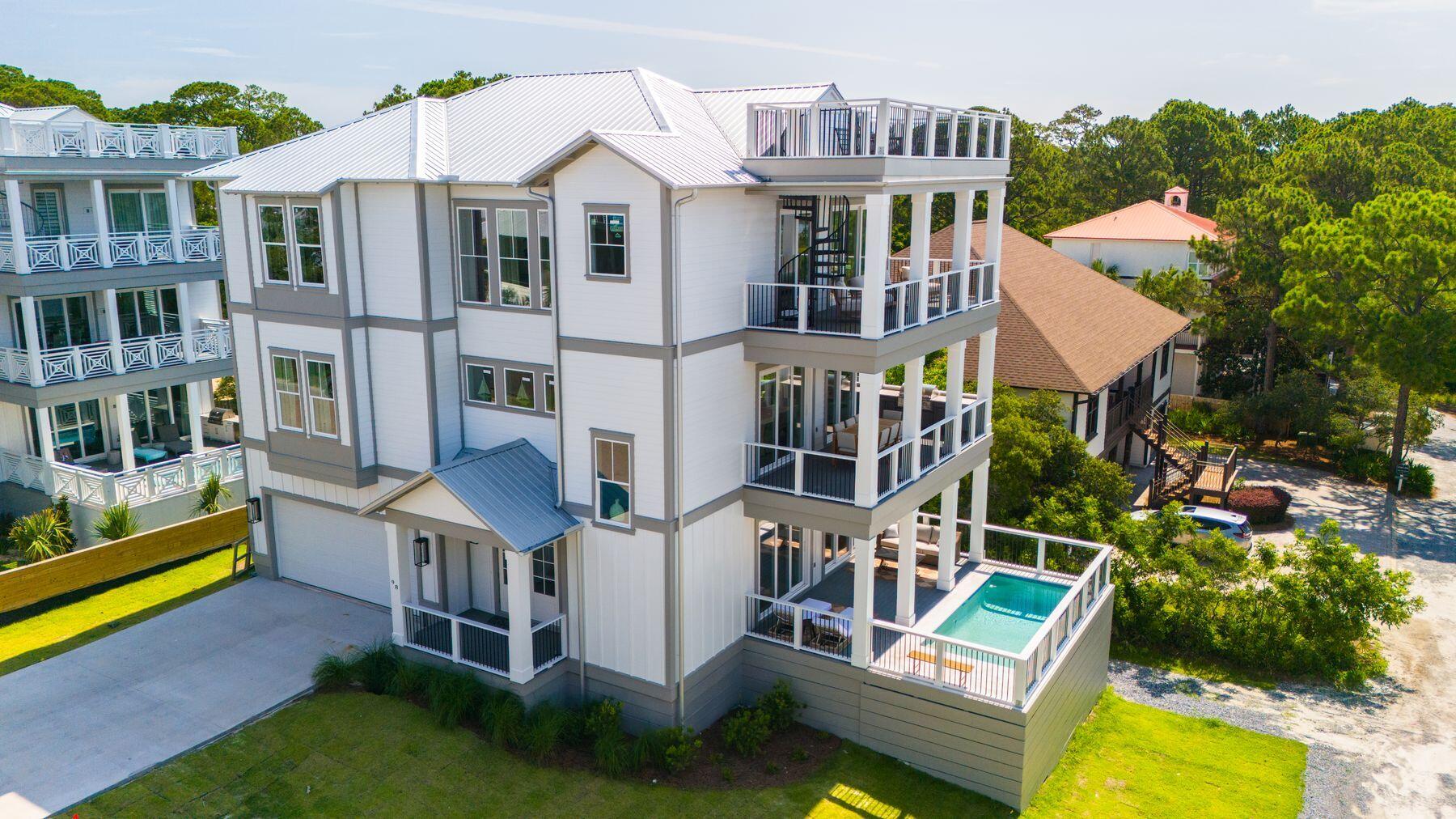 Woodward Dr - Residential