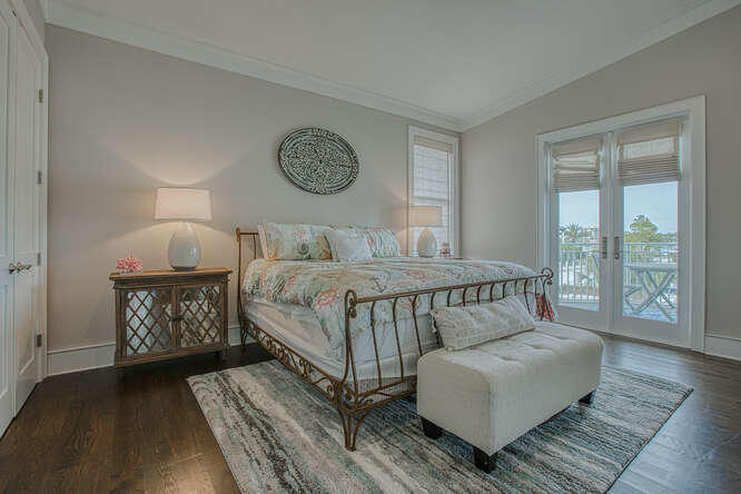 HOLIDAY ISLE - Residential
