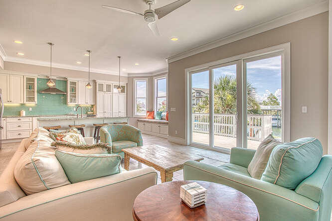 HOLIDAY ISLE - Residential