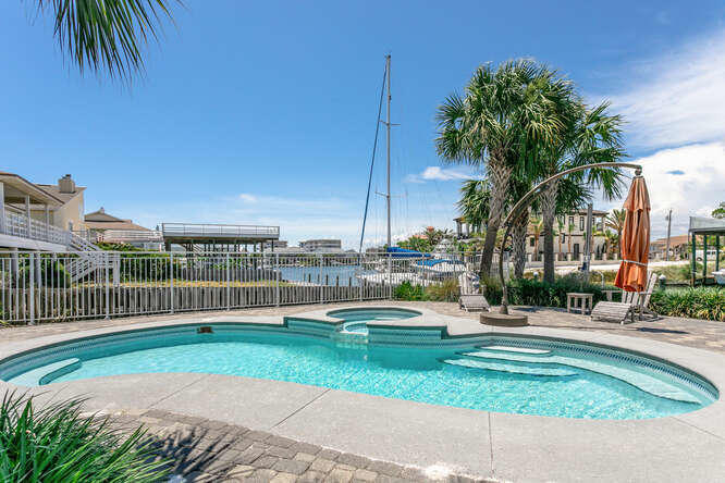 HOLIDAY ISLE - Residential