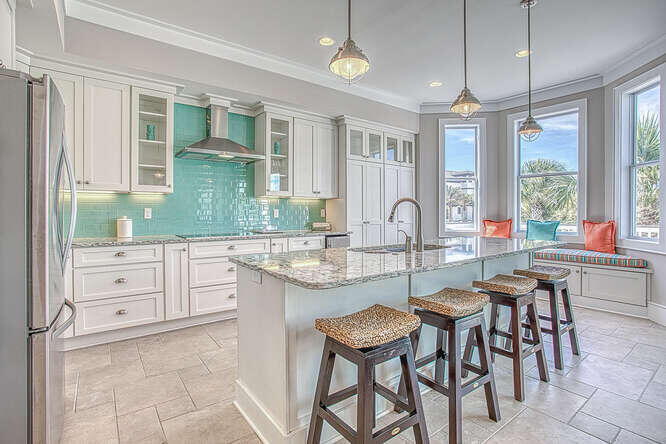 HOLIDAY ISLE - Residential
