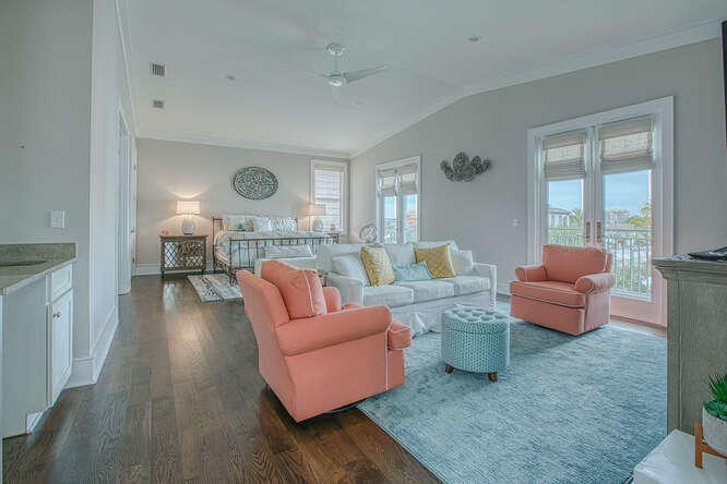 HOLIDAY ISLE - Residential