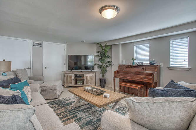 HOLIDAY ISLE - Residential
