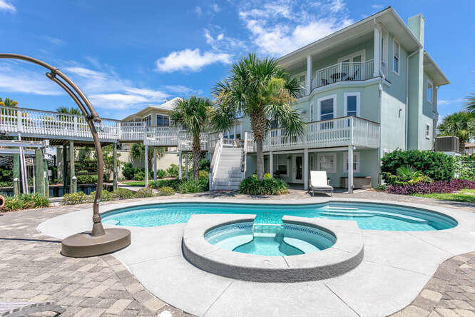 HOLIDAY ISLE - Residential