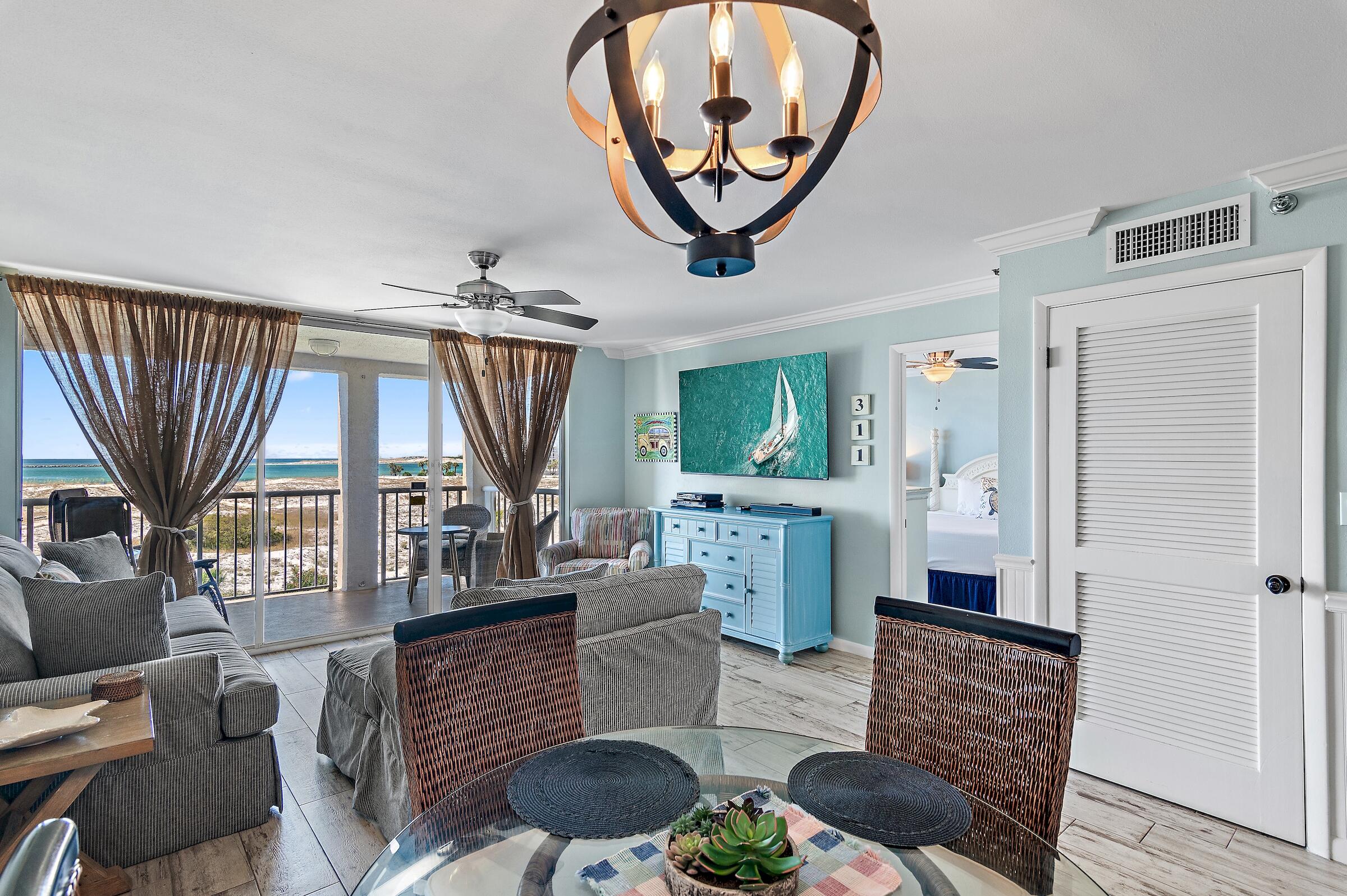 MAGNOLIA HOUSE - Residential