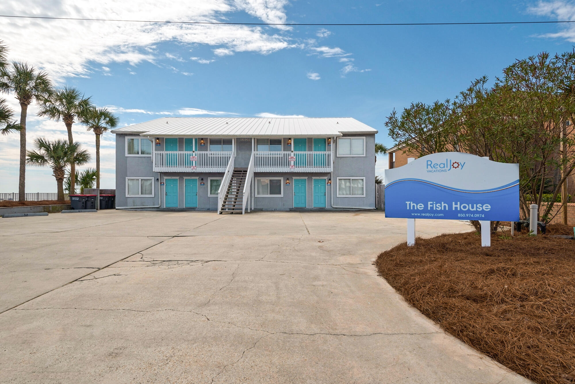 Fair Oaks Condominiums - Residential