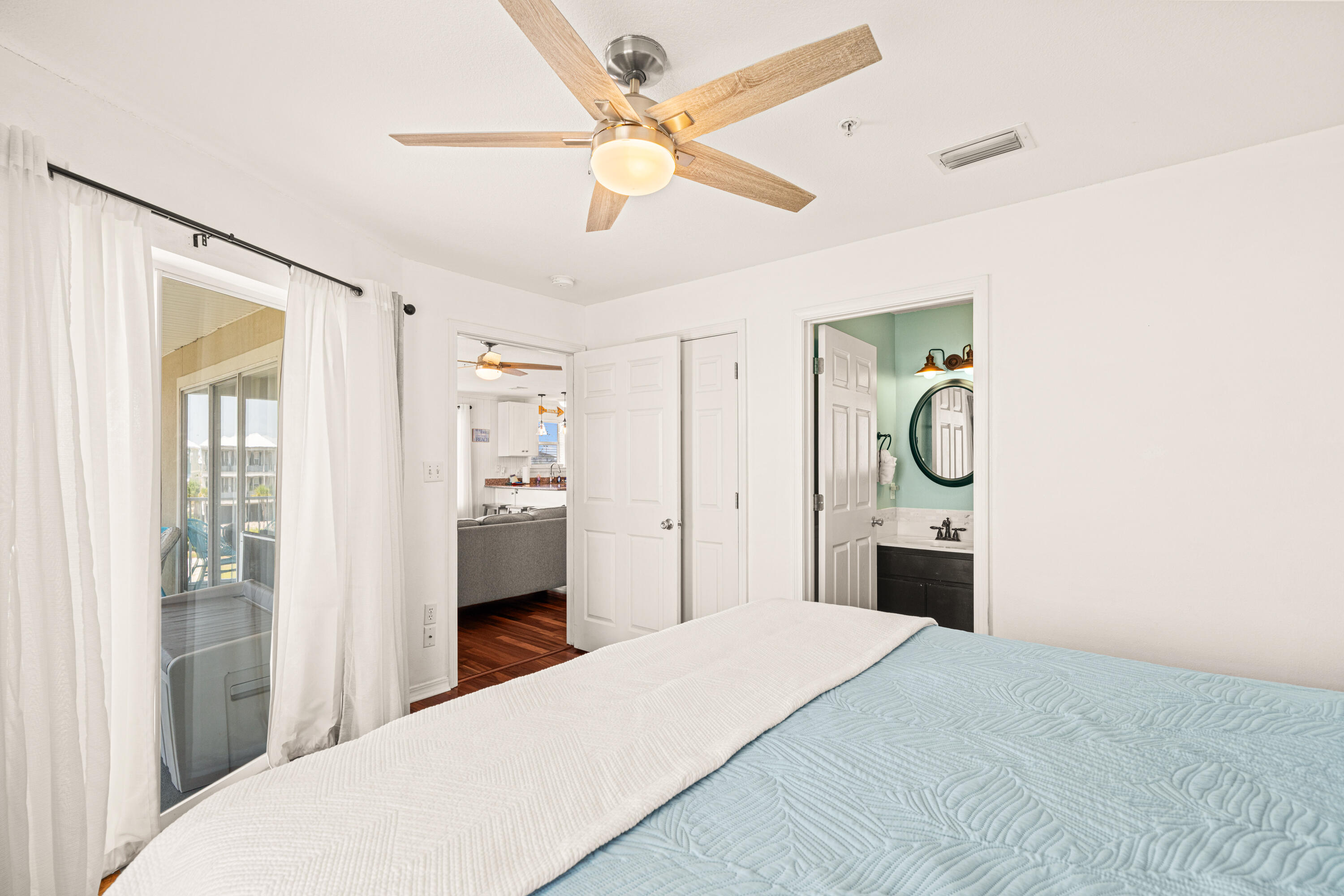 SUNSET HARBOUR VILLAS CONDO - Residential