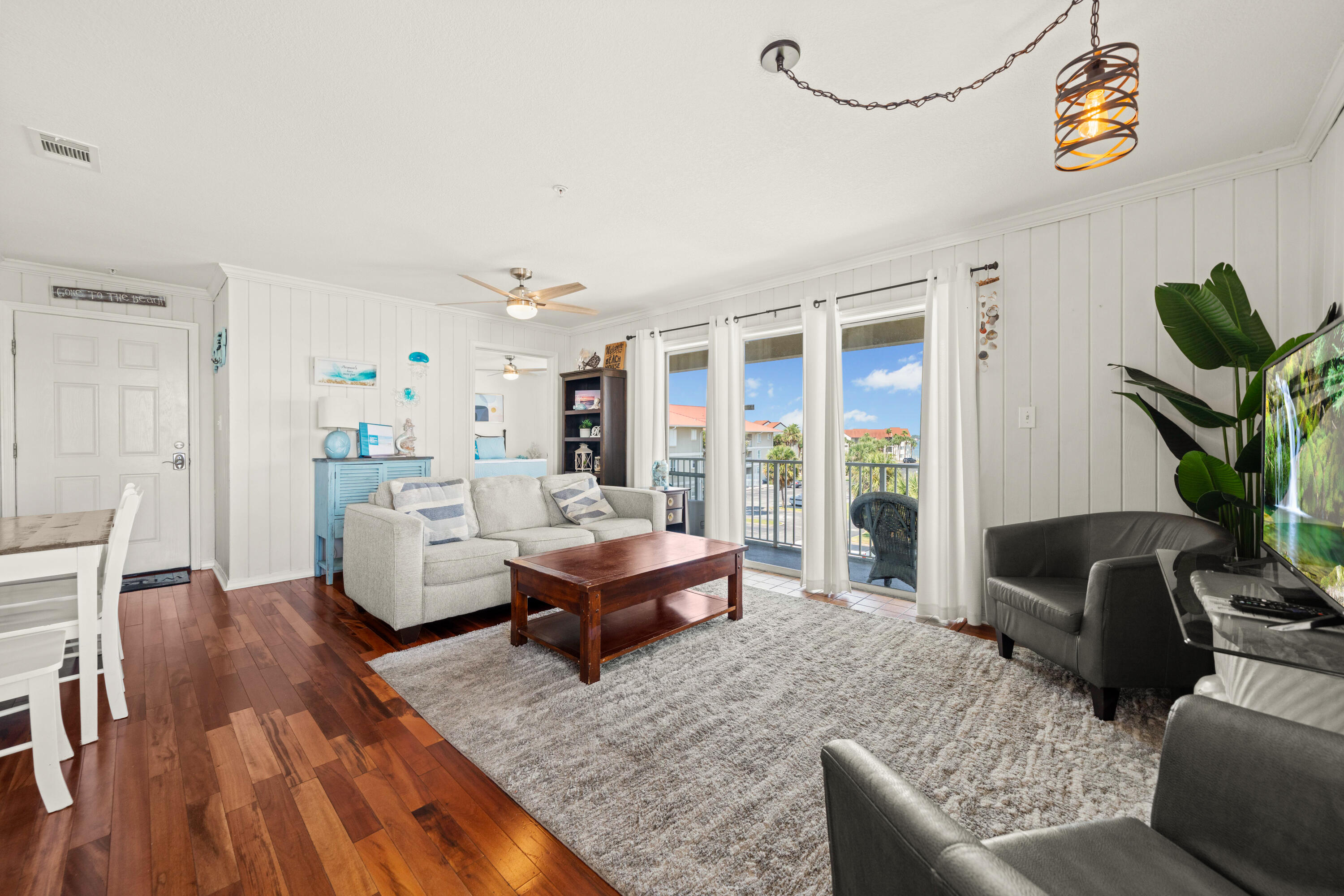 SUNSET HARBOUR VILLAS CONDO - Residential