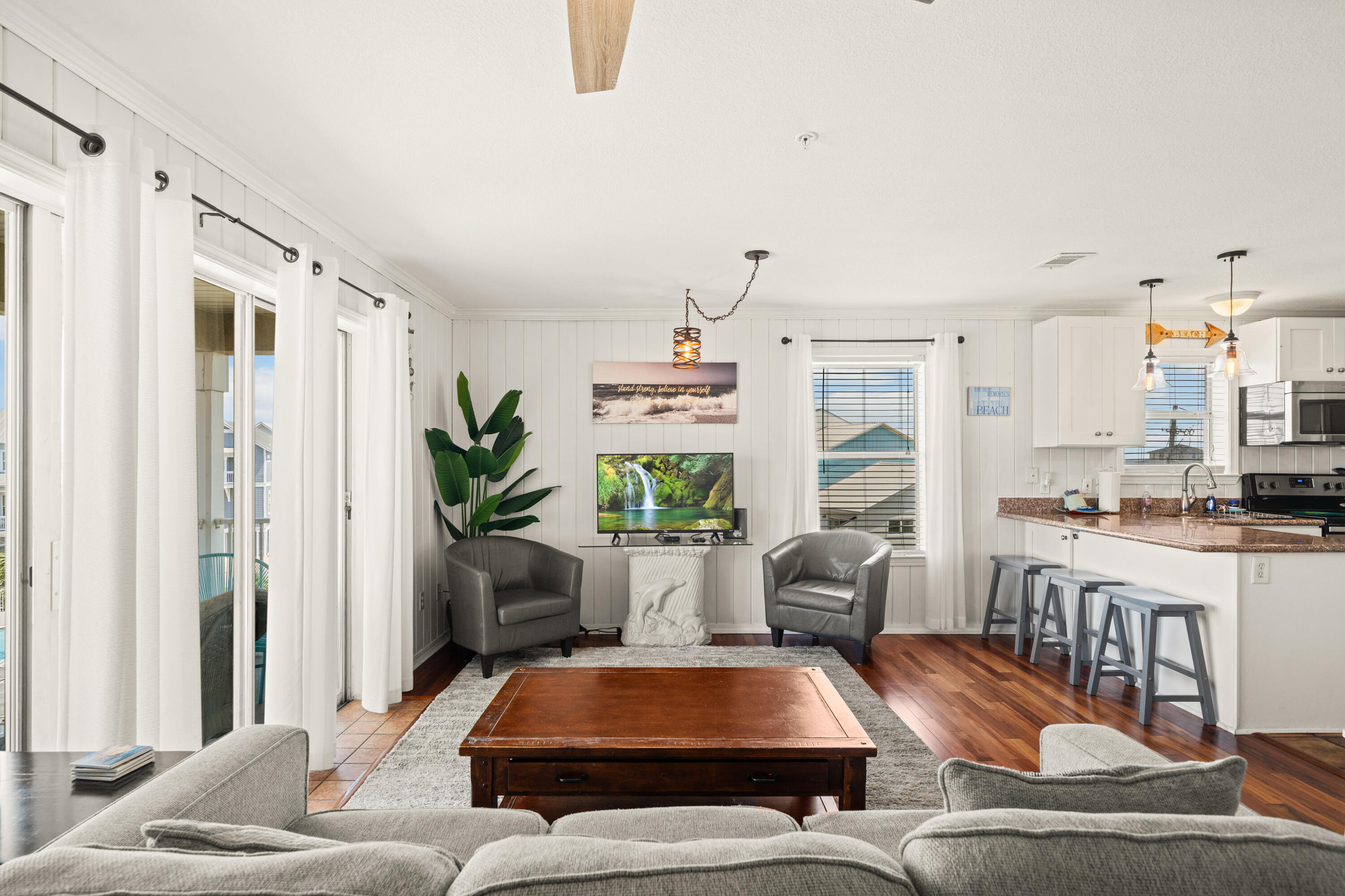 SUNSET HARBOUR VILLAS CONDO - Residential