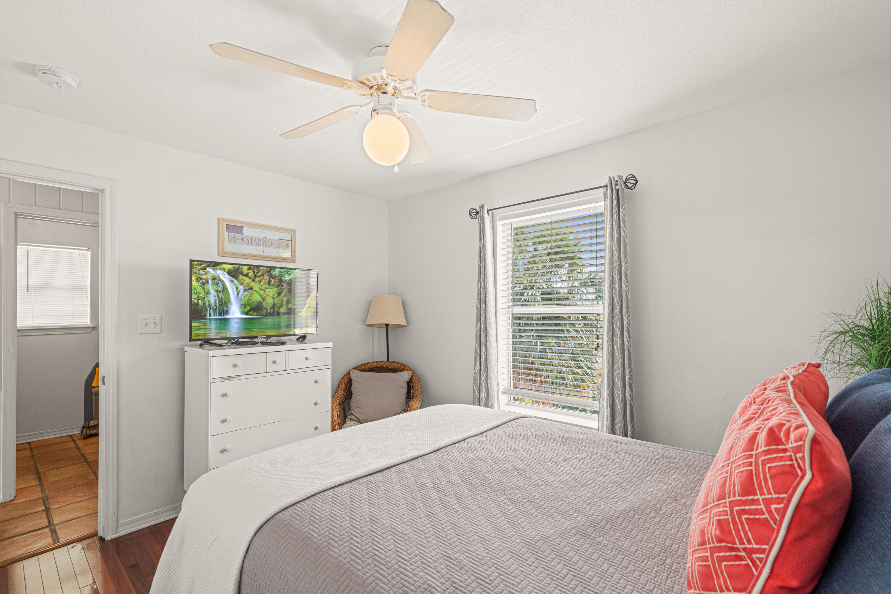 SUNSET HARBOUR VILLAS CONDO - Residential