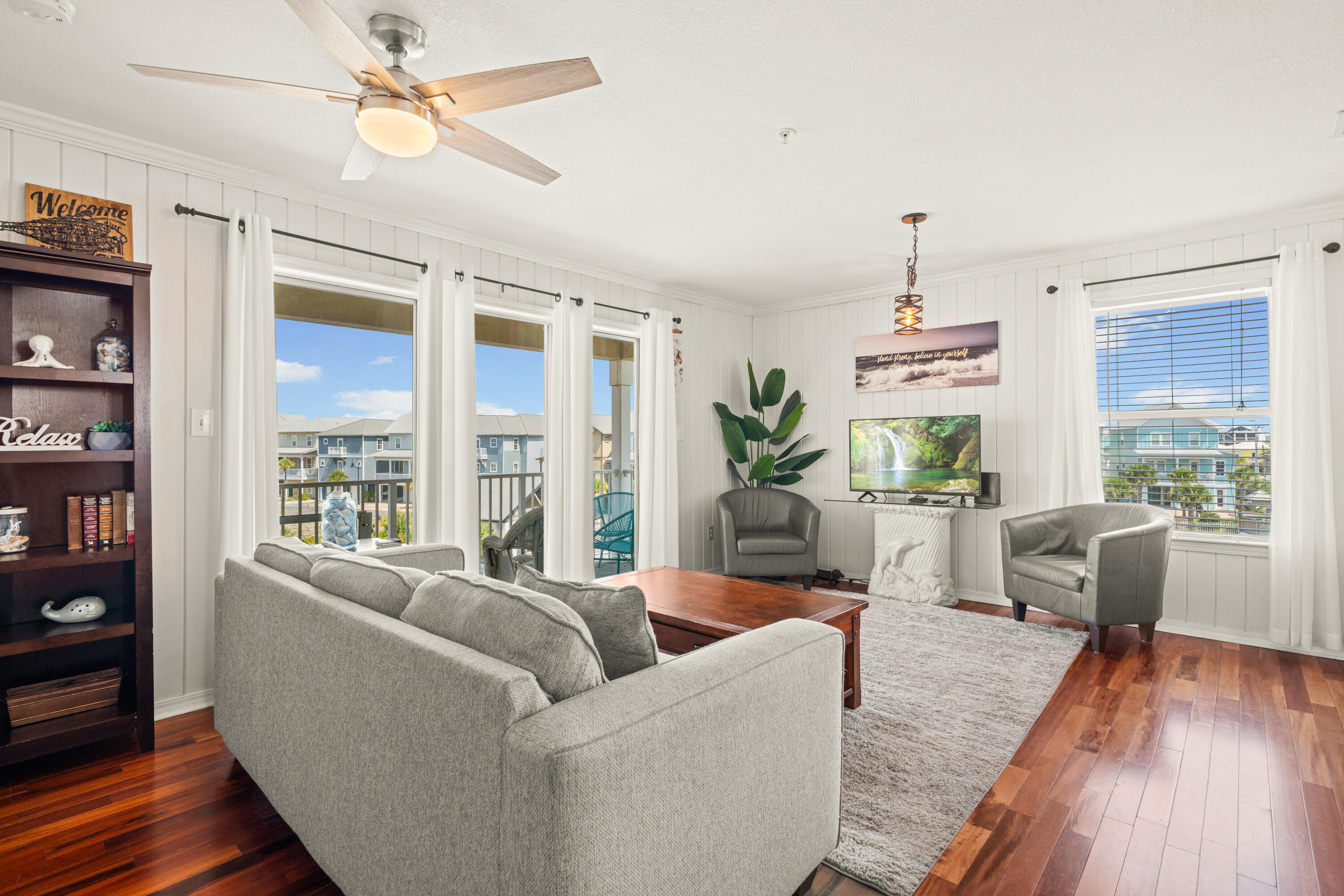 SUNSET HARBOUR VILLAS CONDO - Residential