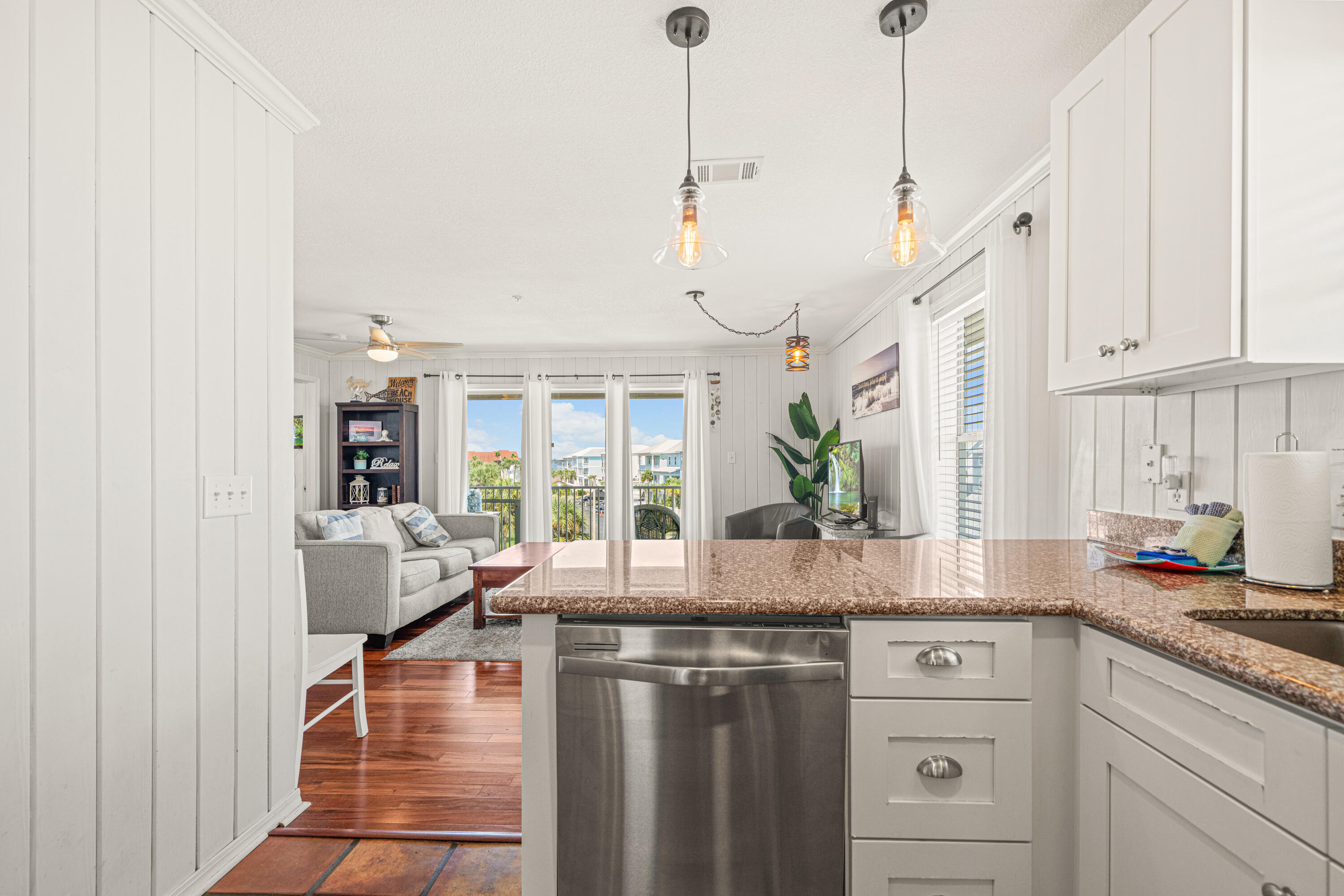SUNSET HARBOUR VILLAS CONDO - Residential