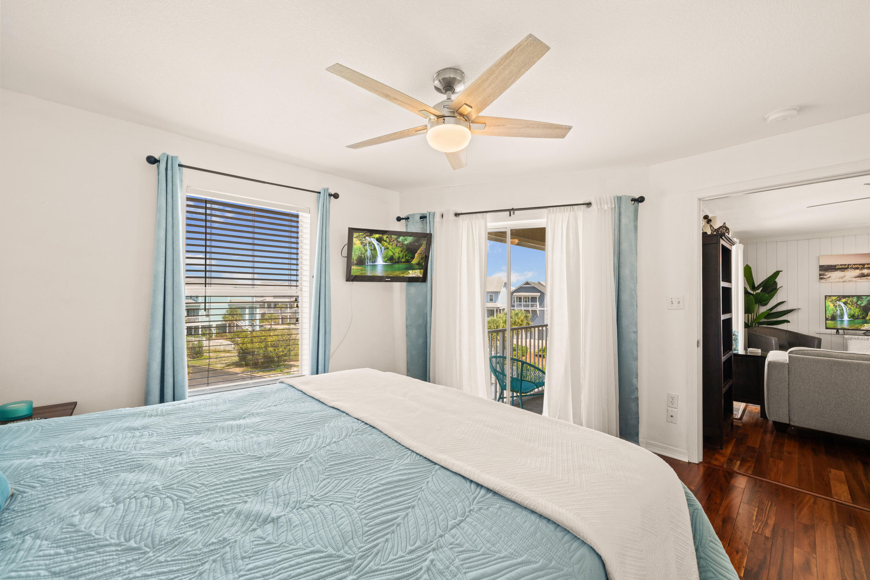 SUNSET HARBOUR VILLAS CONDO - Residential