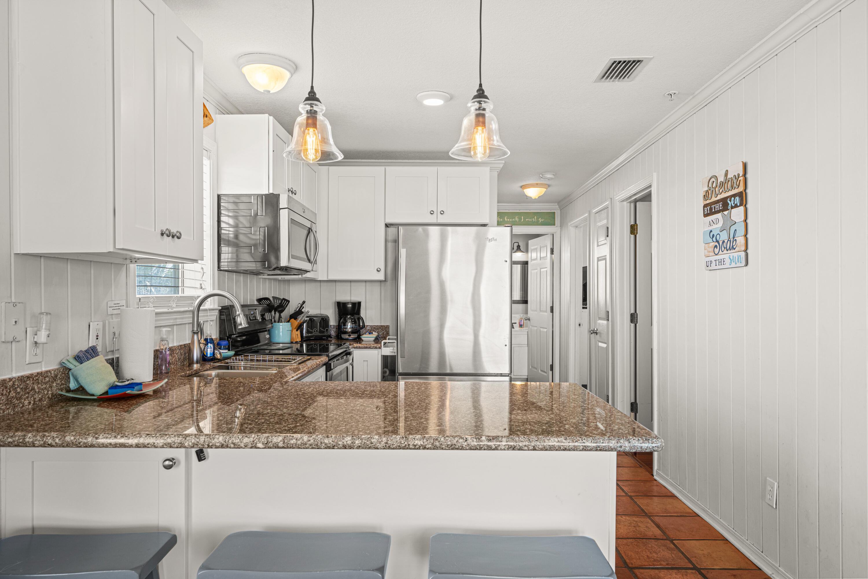 SUNSET HARBOUR VILLAS CONDO - Residential