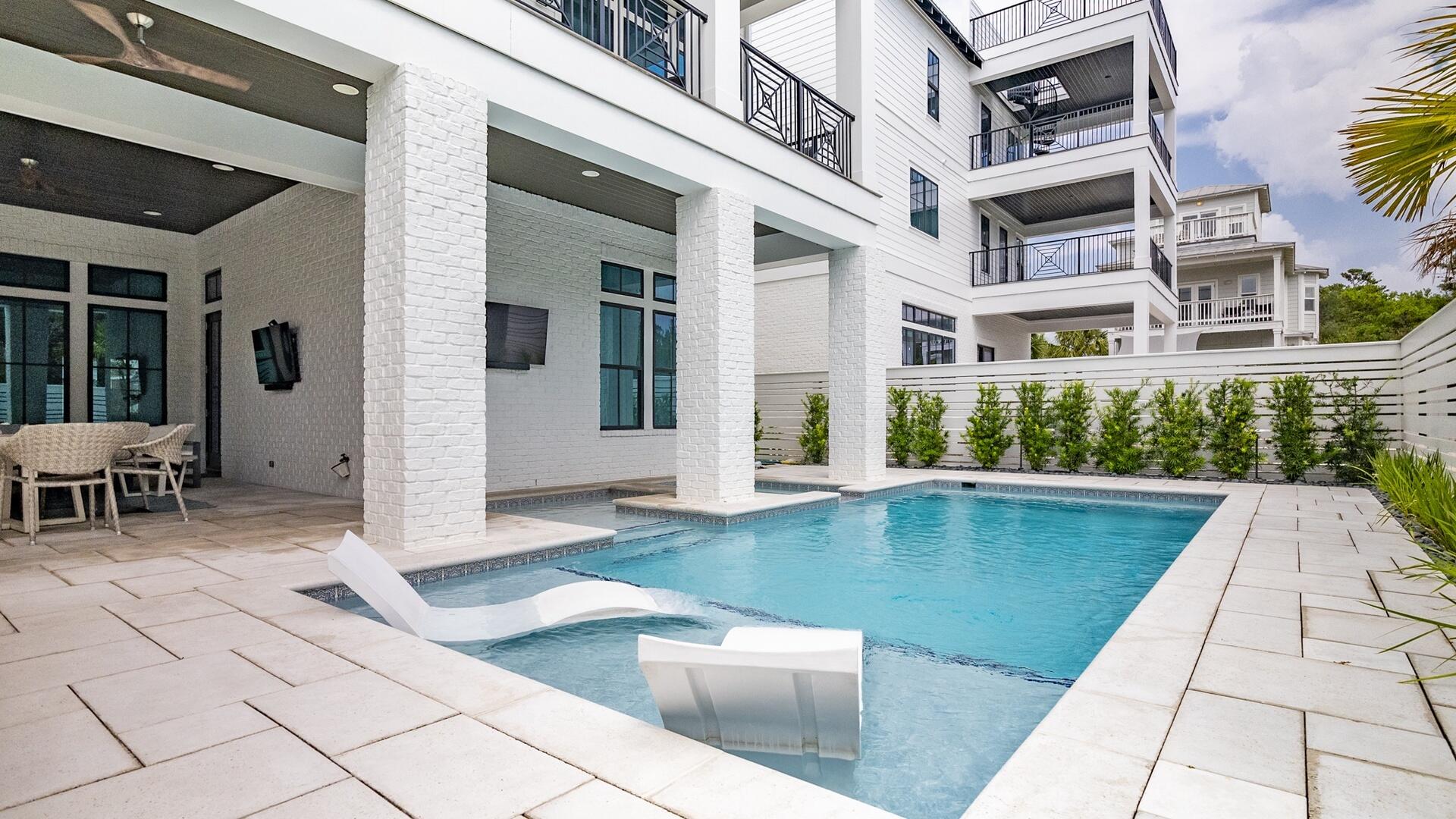 Seven Palms - Residential